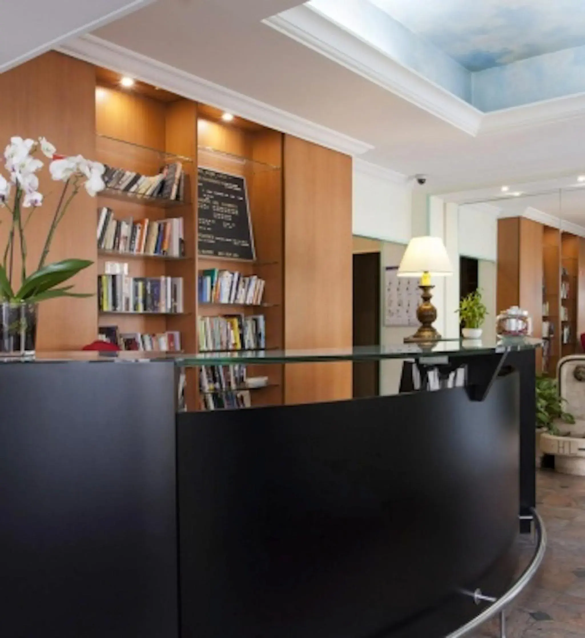 Lobby or reception in Home Latin Lobby or reception in Home Latin