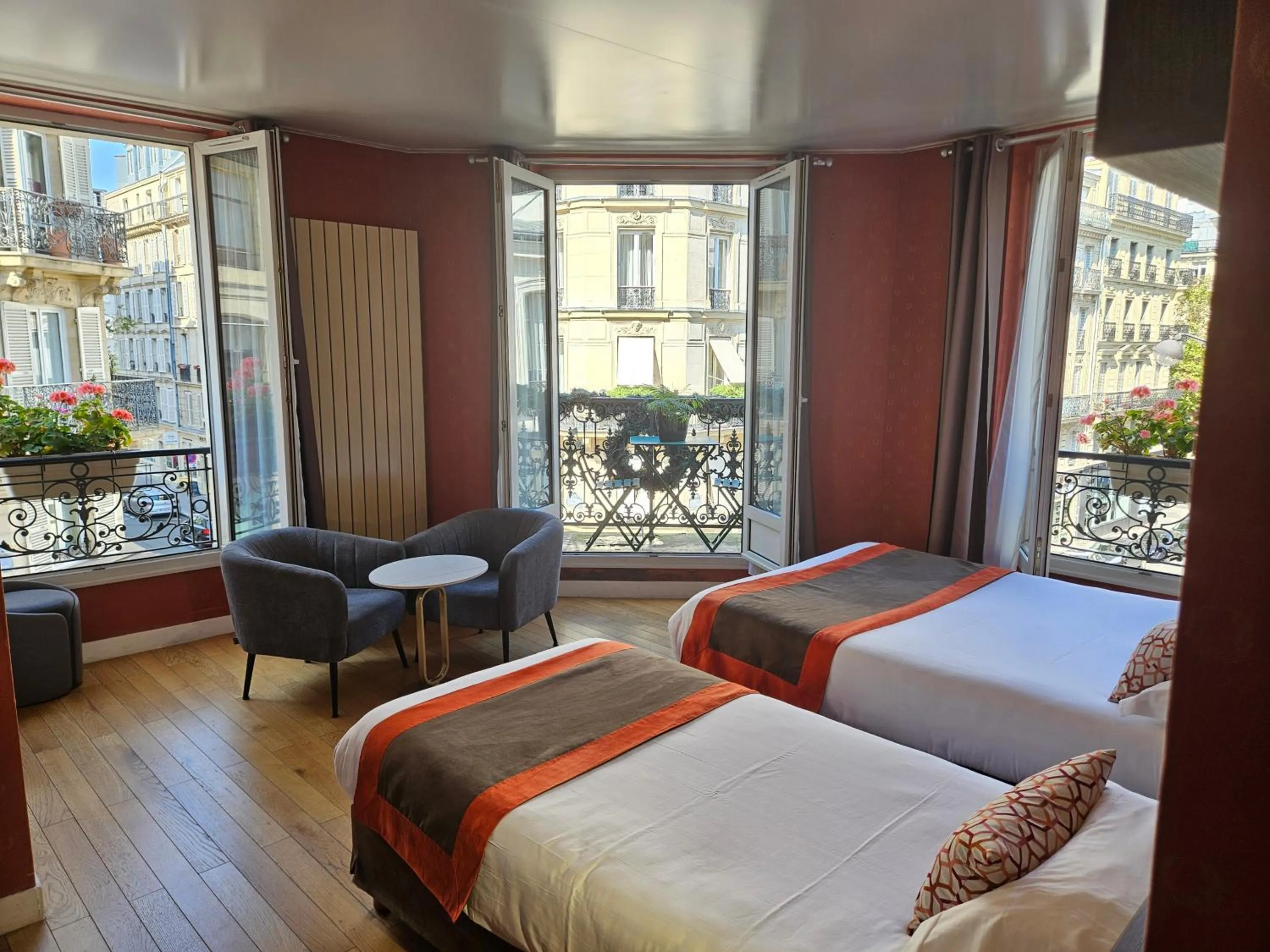 Bedroom, Bed in Home Latin