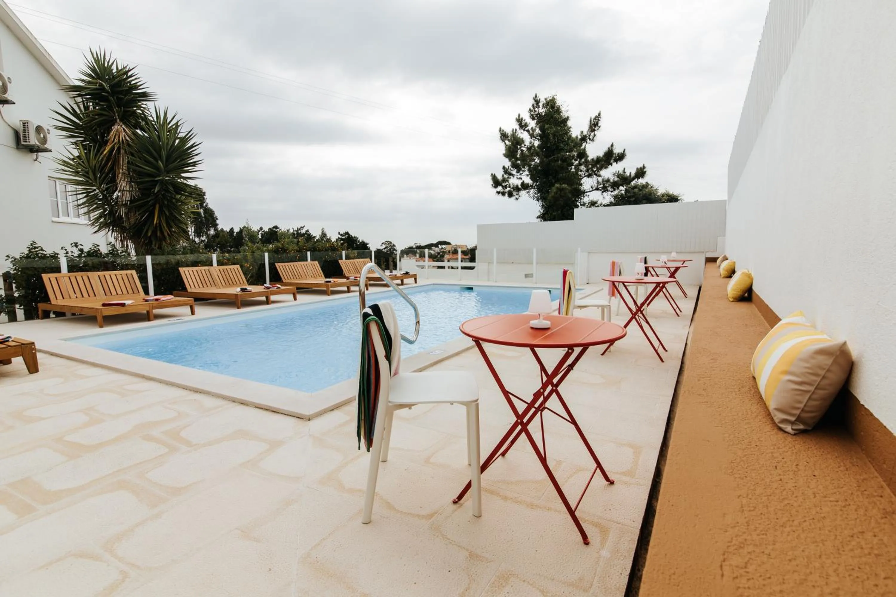 Swimming pool in Boutique Hotel - O House Ericeira Hills