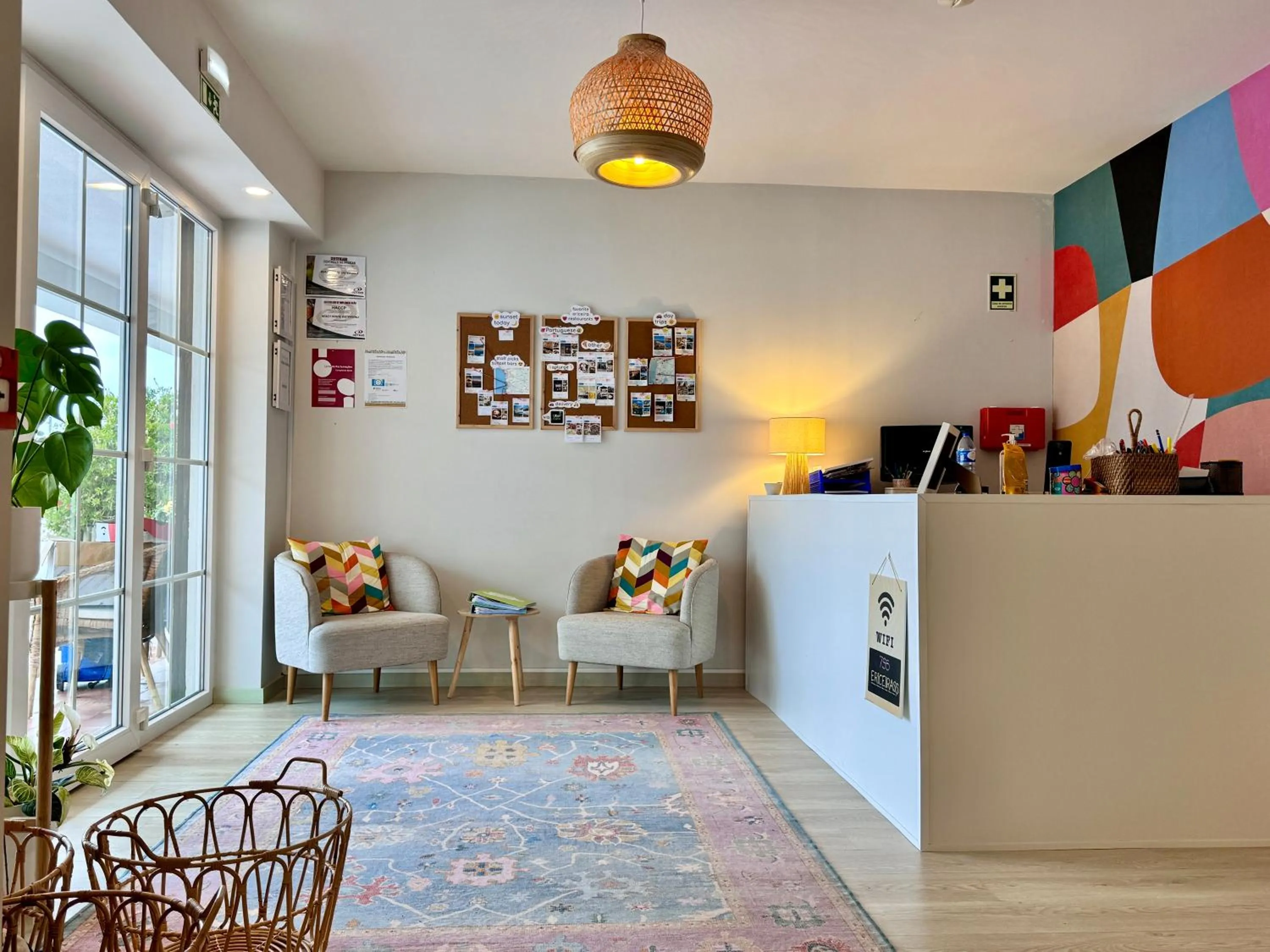 Communal lounge/ TV room in Boutique Hotel - O House Ericeira Hills