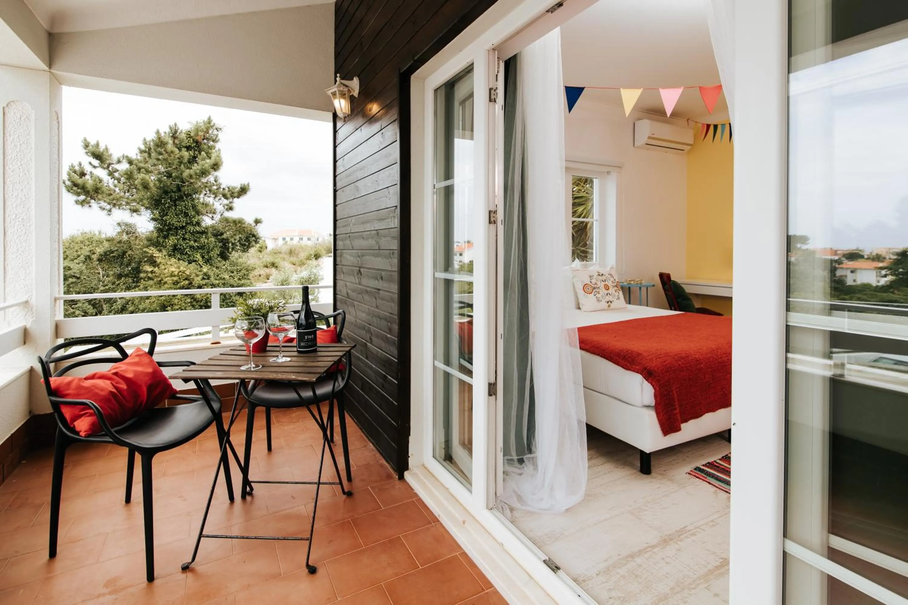 Balcony/Terrace, Bed in Boutique Hotel - O House Ericeira Hills