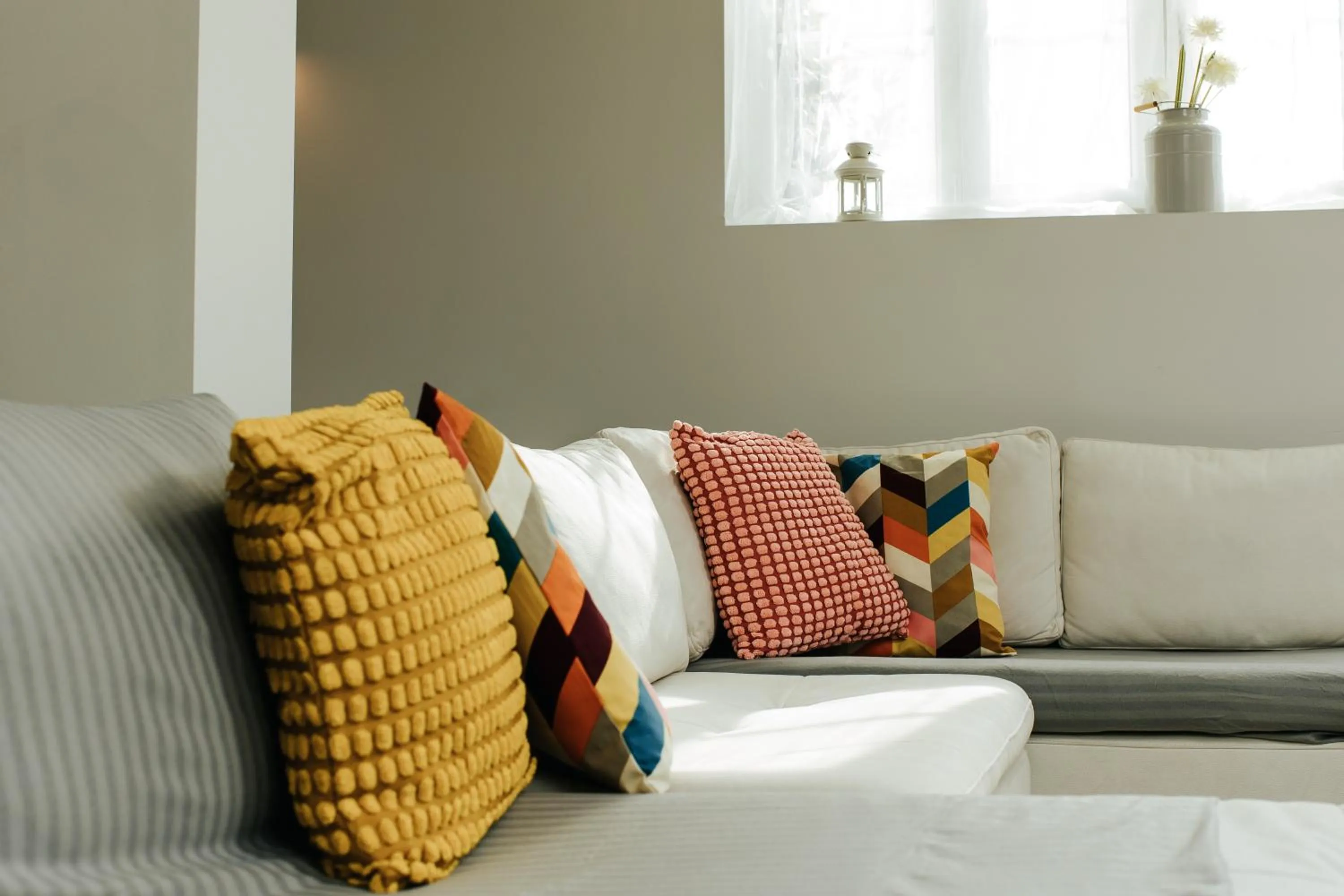 Communal lounge/ TV room in Boutique Hotel - O House Ericeira Hills