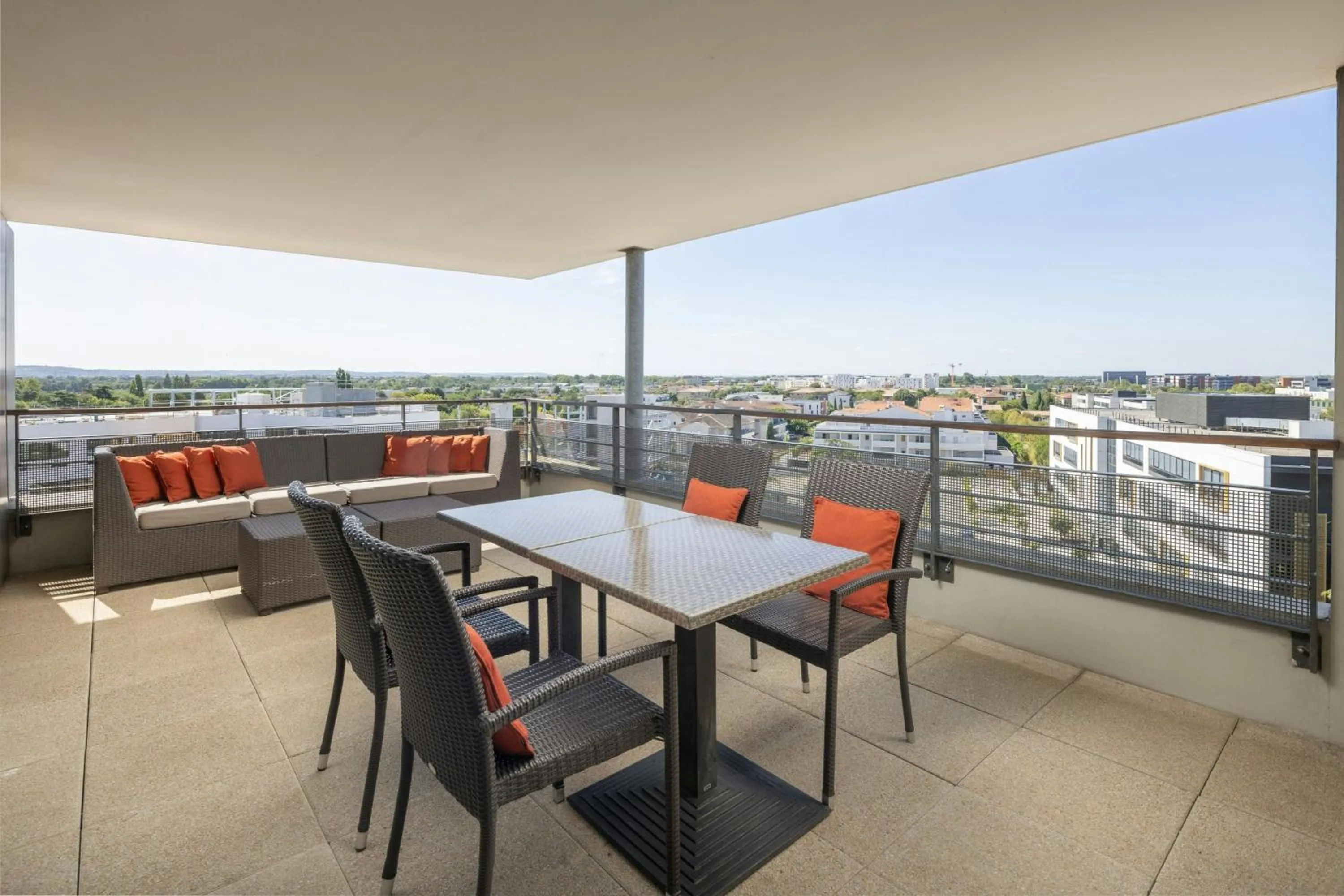 Bedroom in Courtyard by Marriott Toulouse Airport