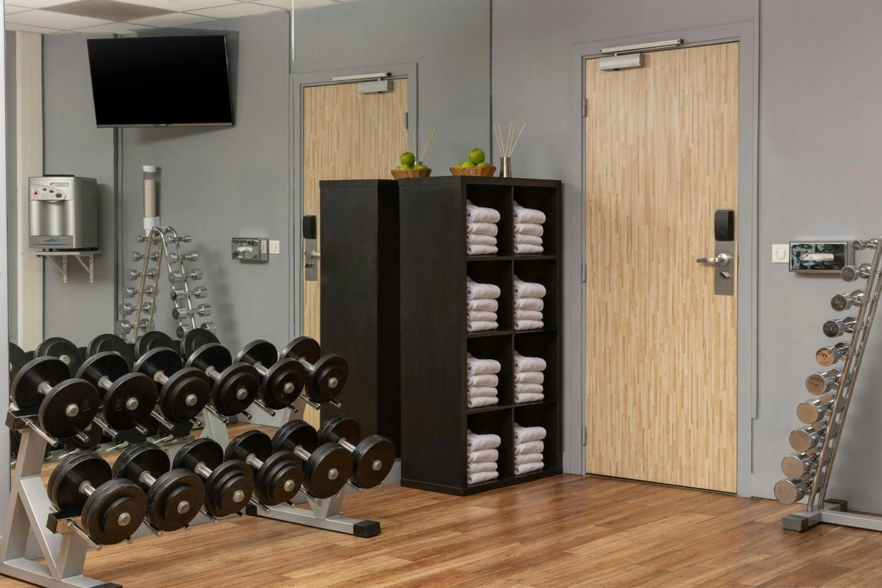 Fitness centre/facilities in Courtyard by Marriott Toulouse Airport