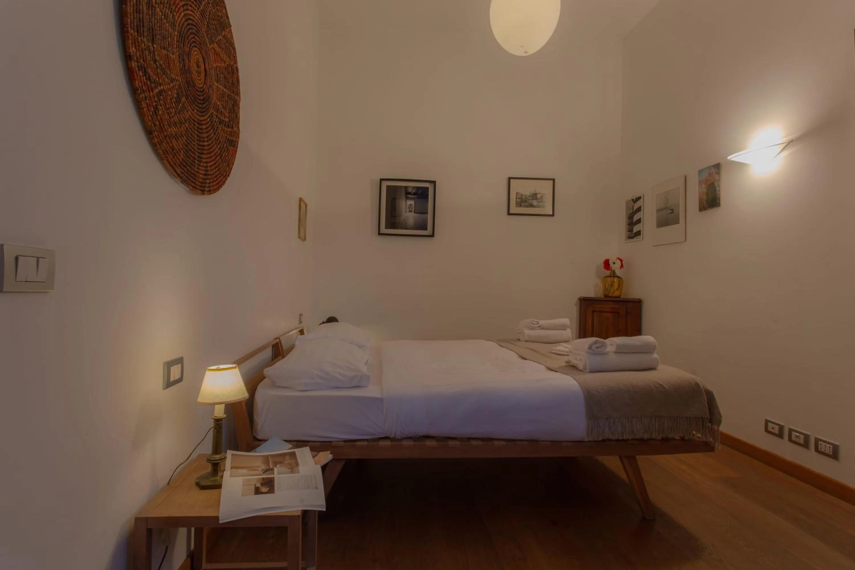 Bedroom, Bed in Italianway Easy - Vincenzo Monti 52