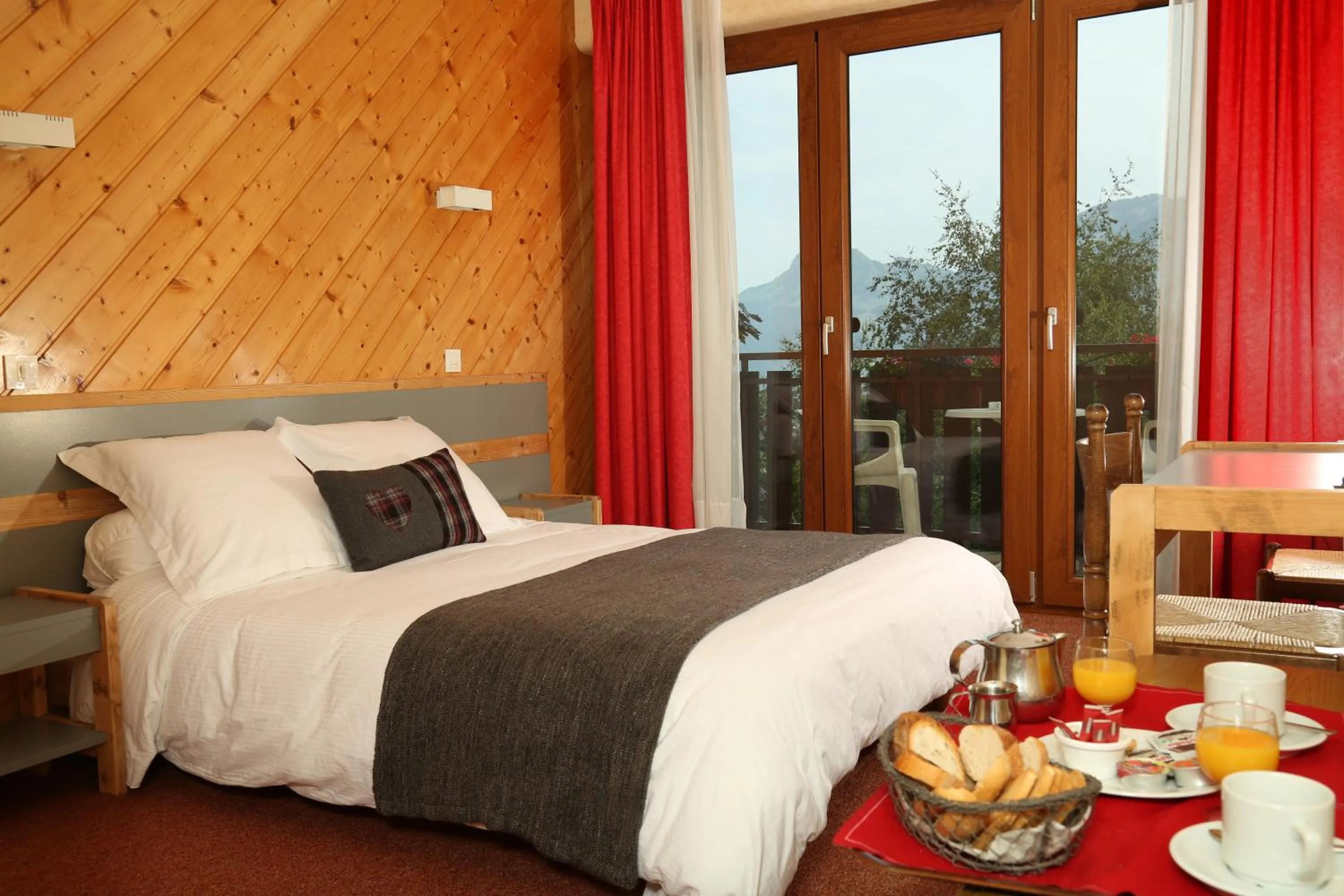 Bed in Hôtel Le Christania