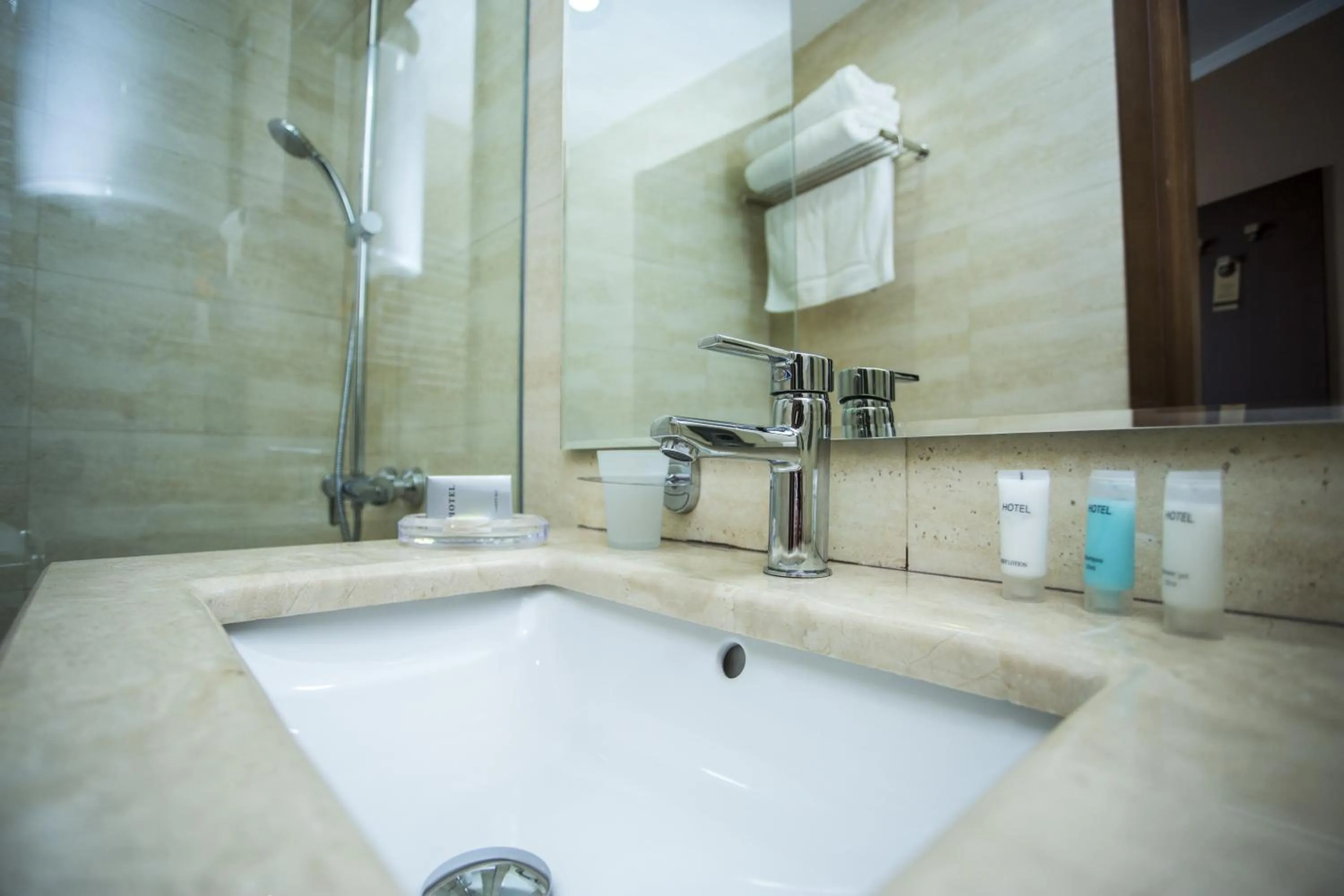 Bathroom in Hotel Corner Inn