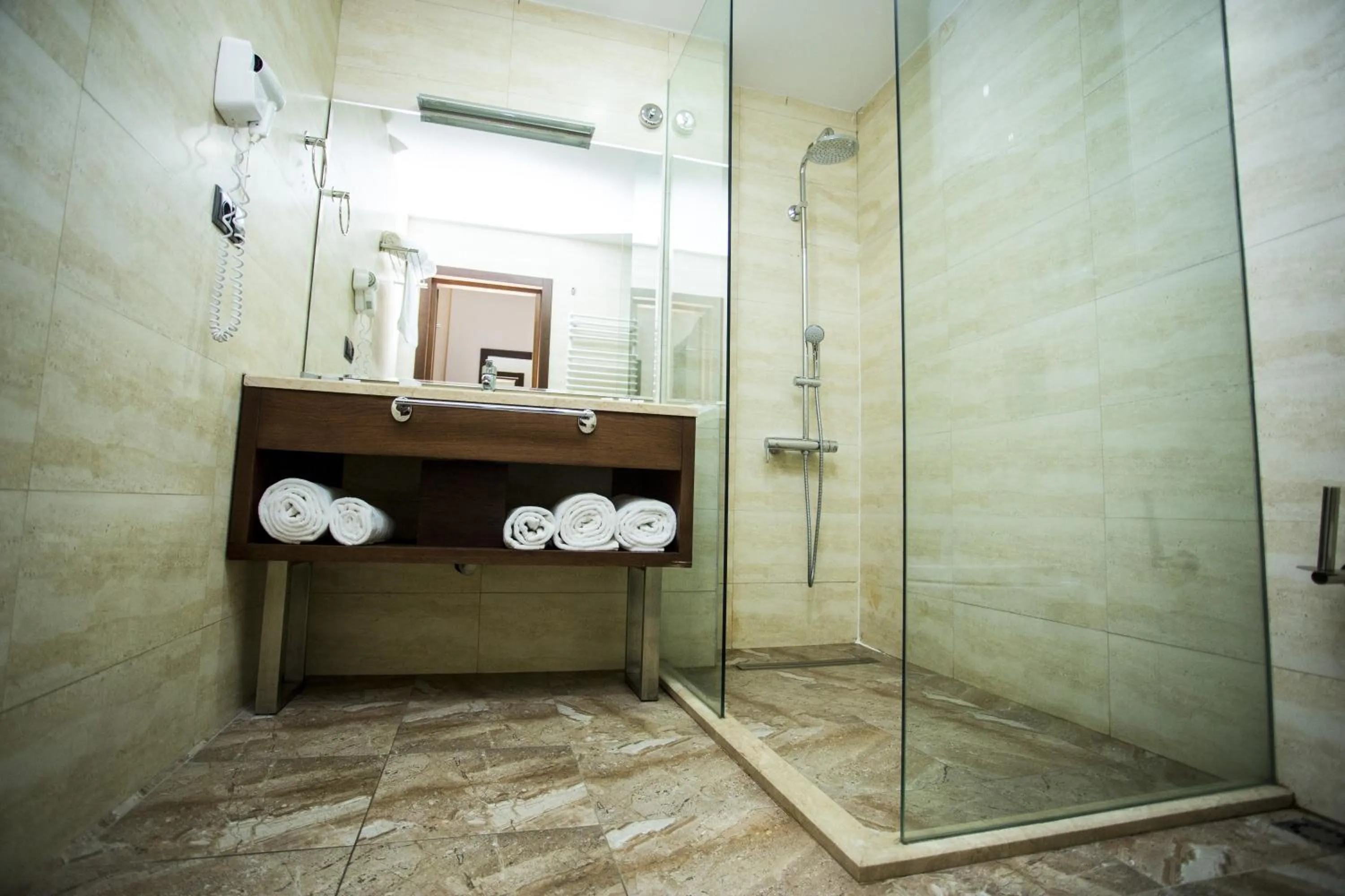 Bathroom in Hotel Corner Inn