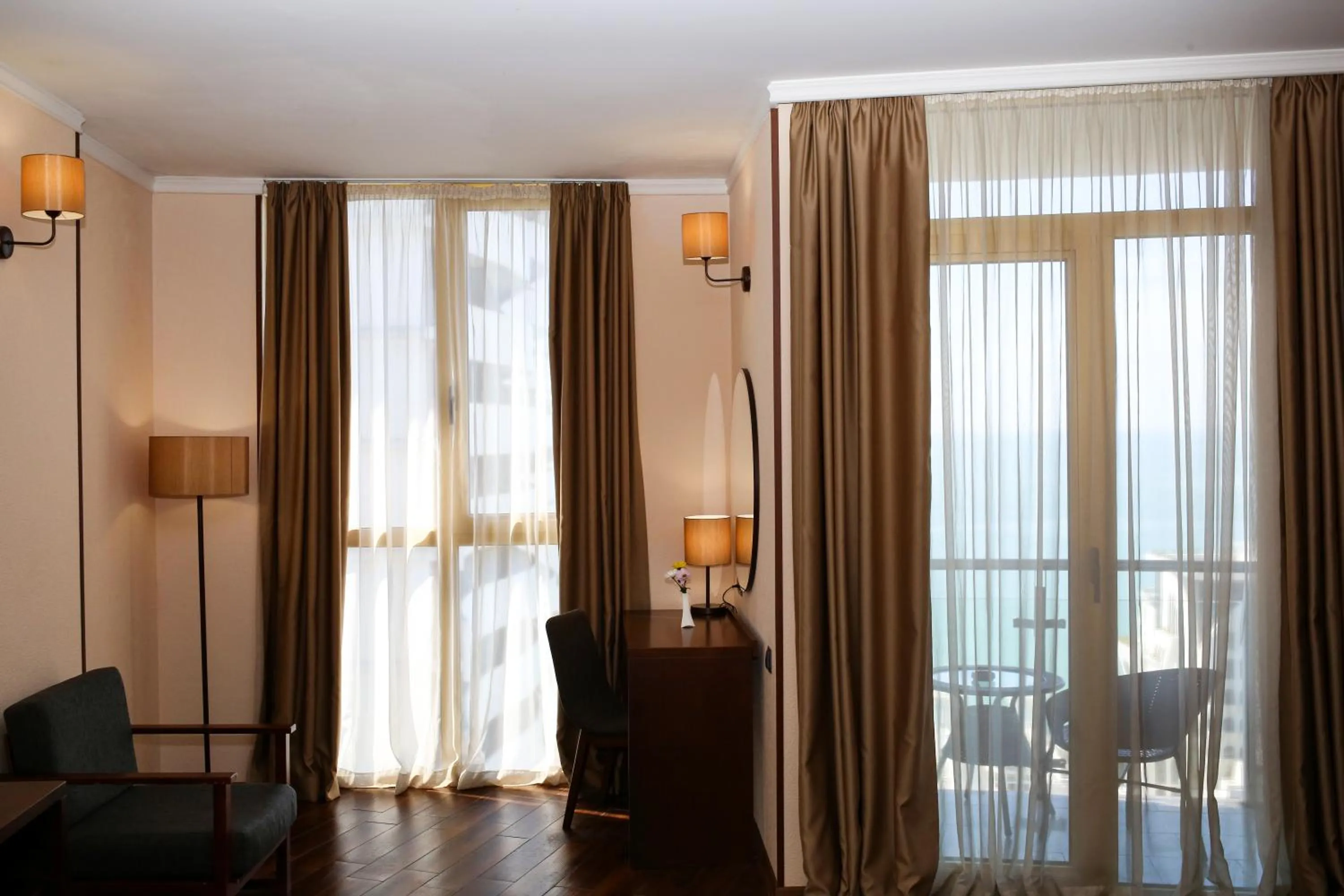 Seating area in Hotel Corner Inn