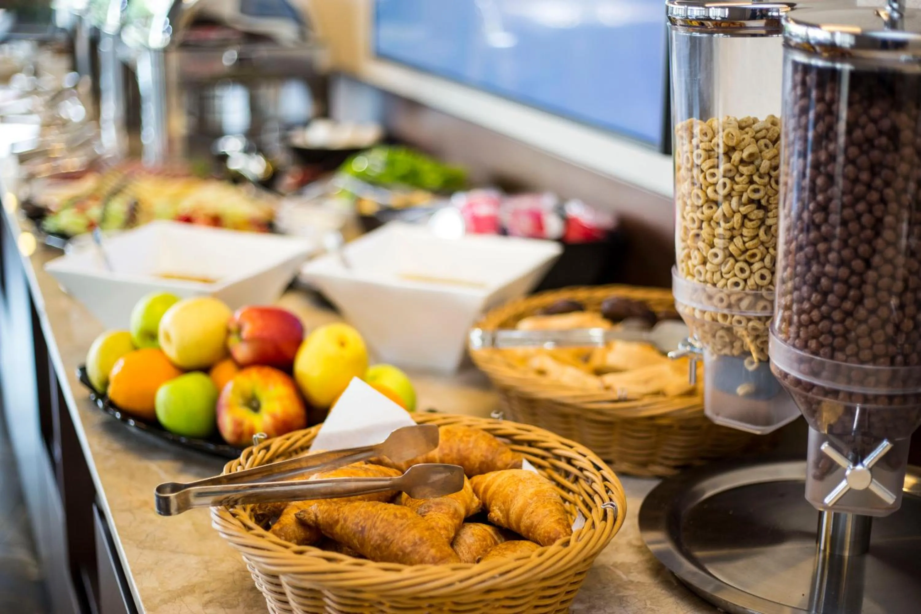 Breakfast in Hotel Corner Inn