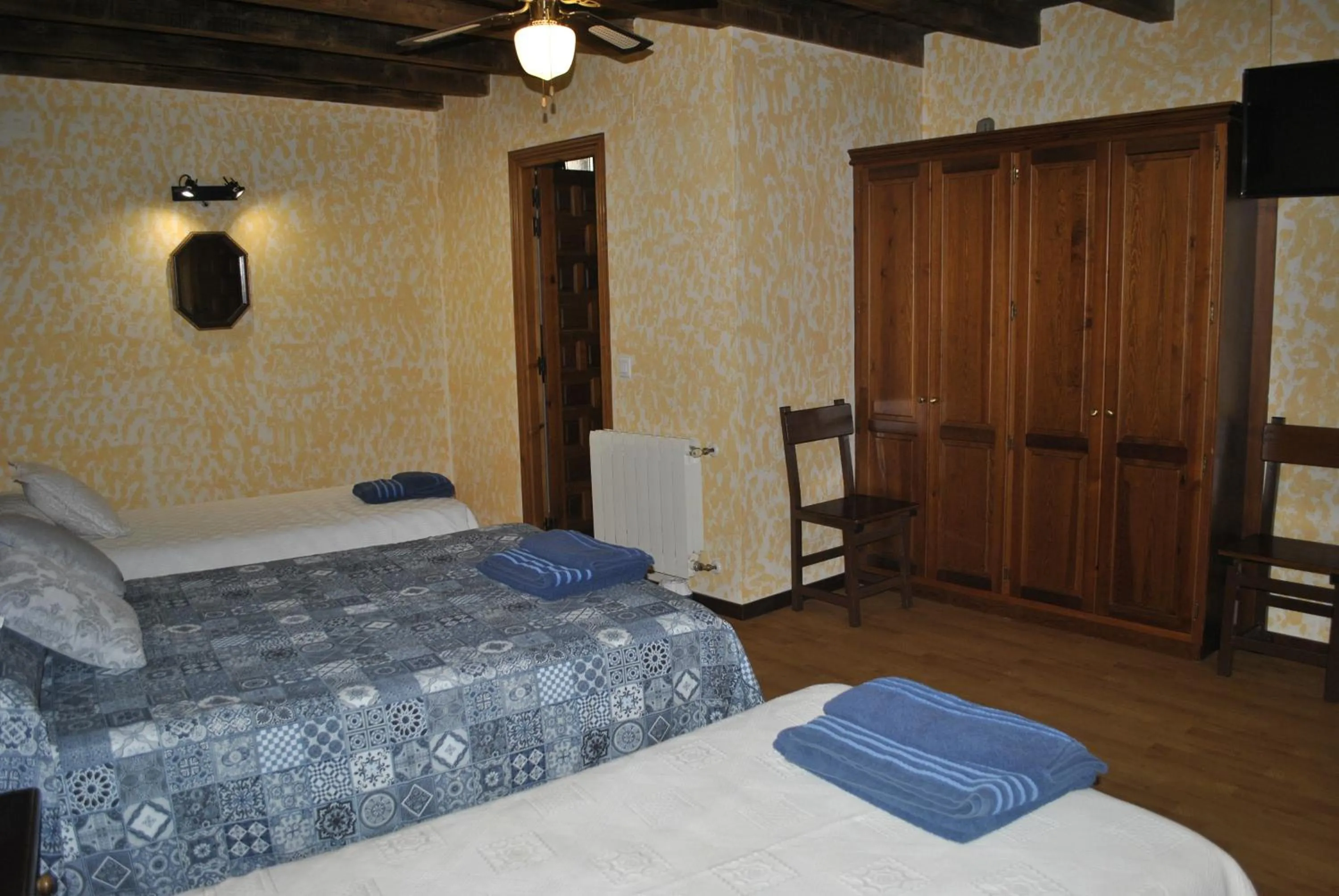 Bedroom, Bed in Hotel Rural Los Perales