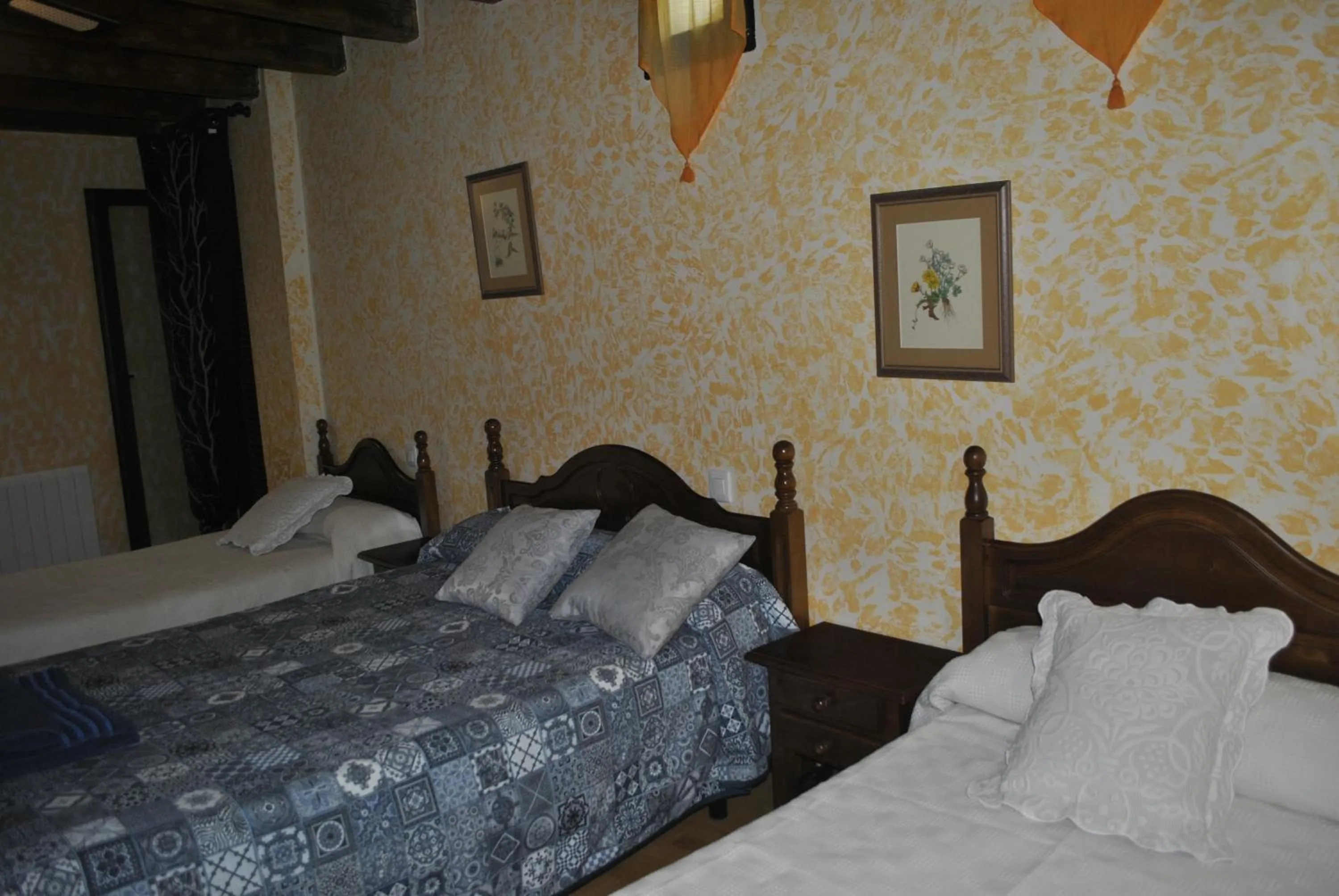 Bedroom, Bed in Hotel Rural Los Perales