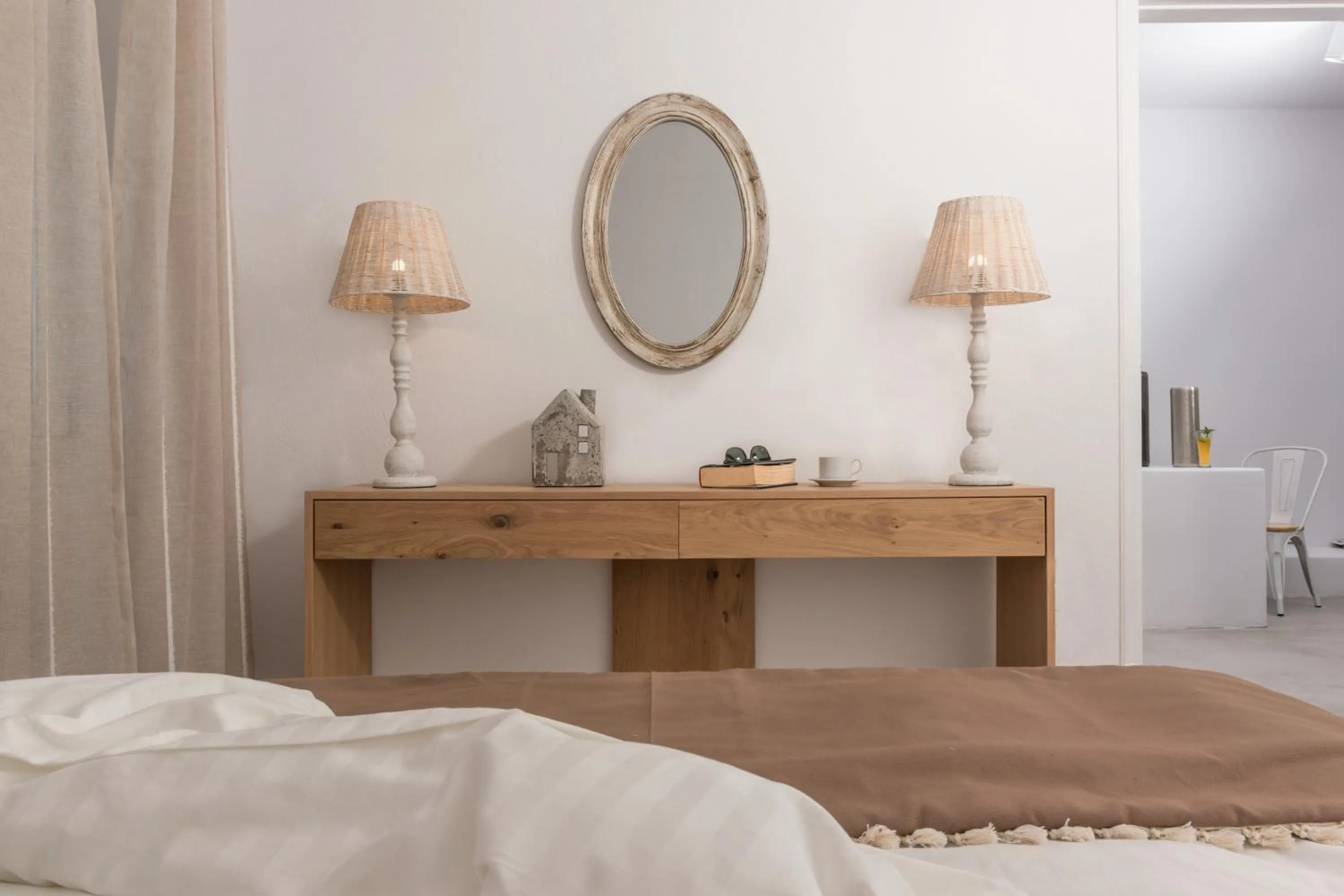 Decorative detail, Bed in Eucalyptus Houses