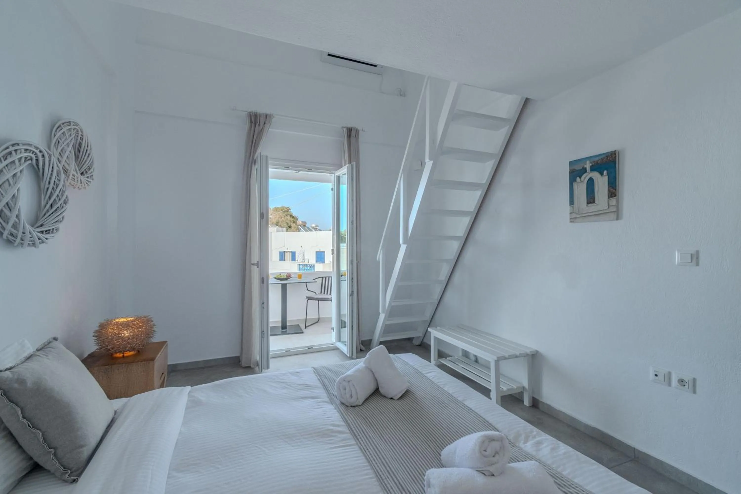 Bed in Eucalyptus Houses