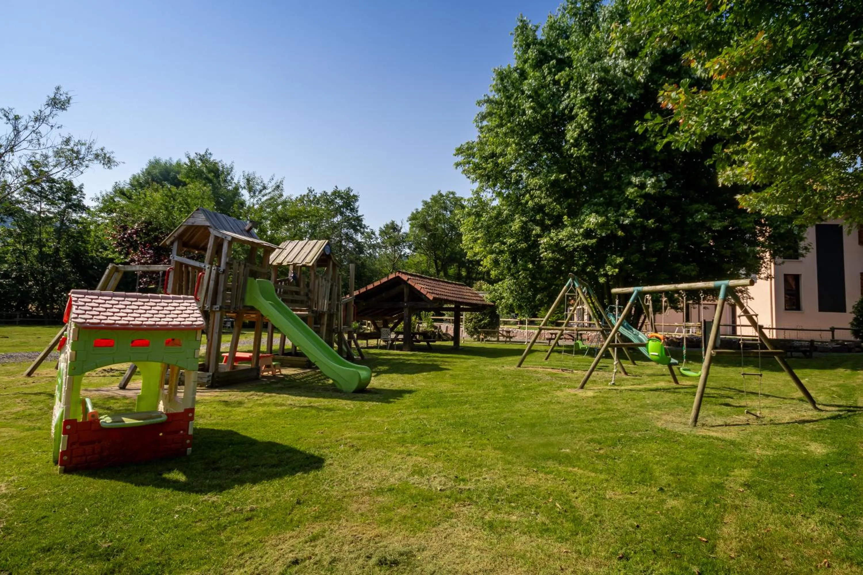 Children play ground in Hôtel Restaurant Le Régal