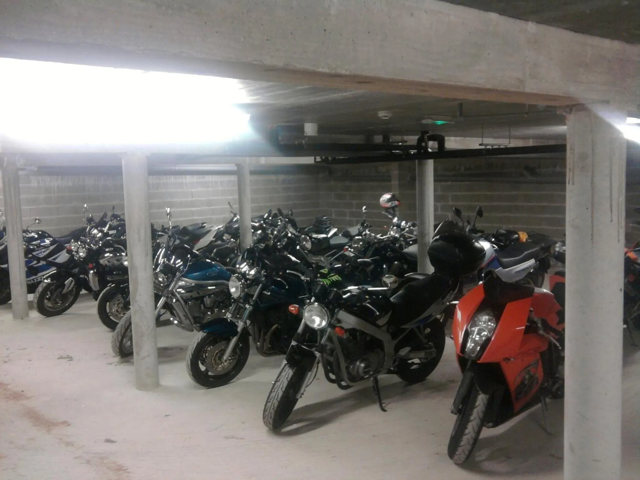 Parking in Hôtel Restaurant Le Régal