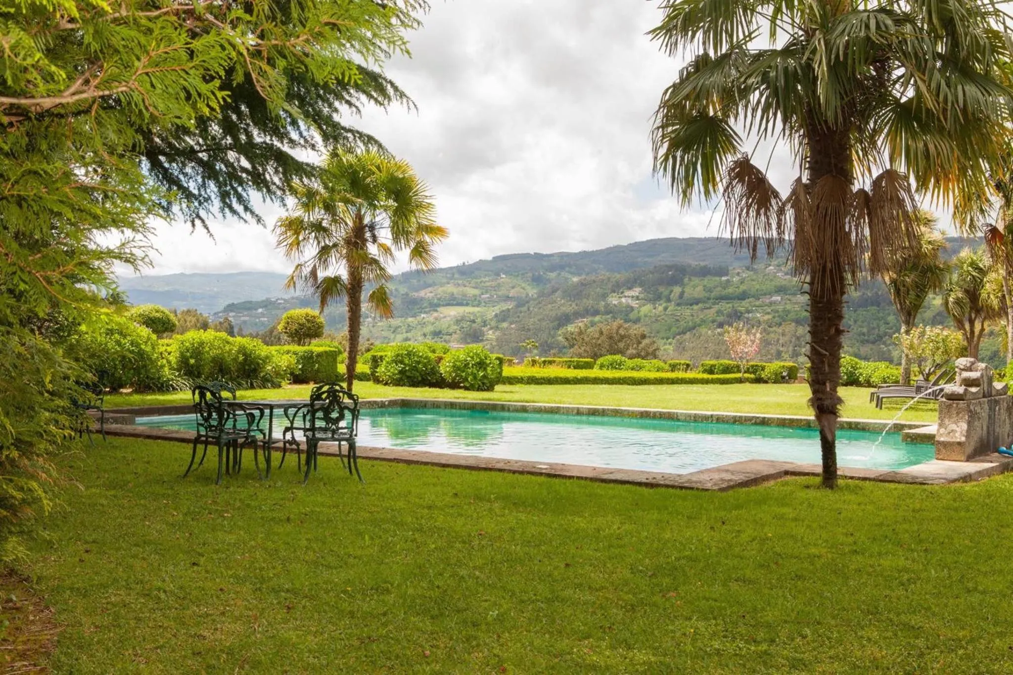 Property building in Casa de Quintã