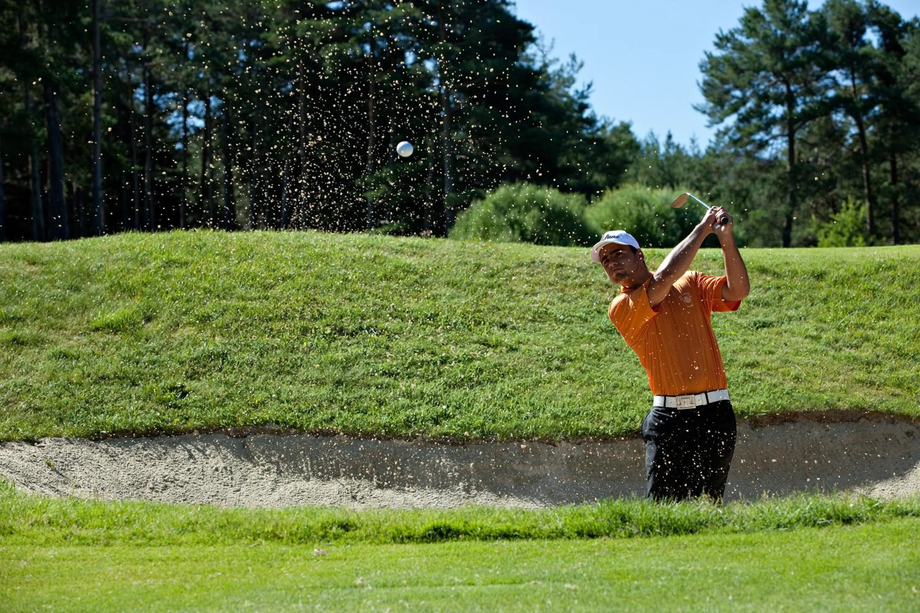 Golfcourse in Château et Golf De Taulane