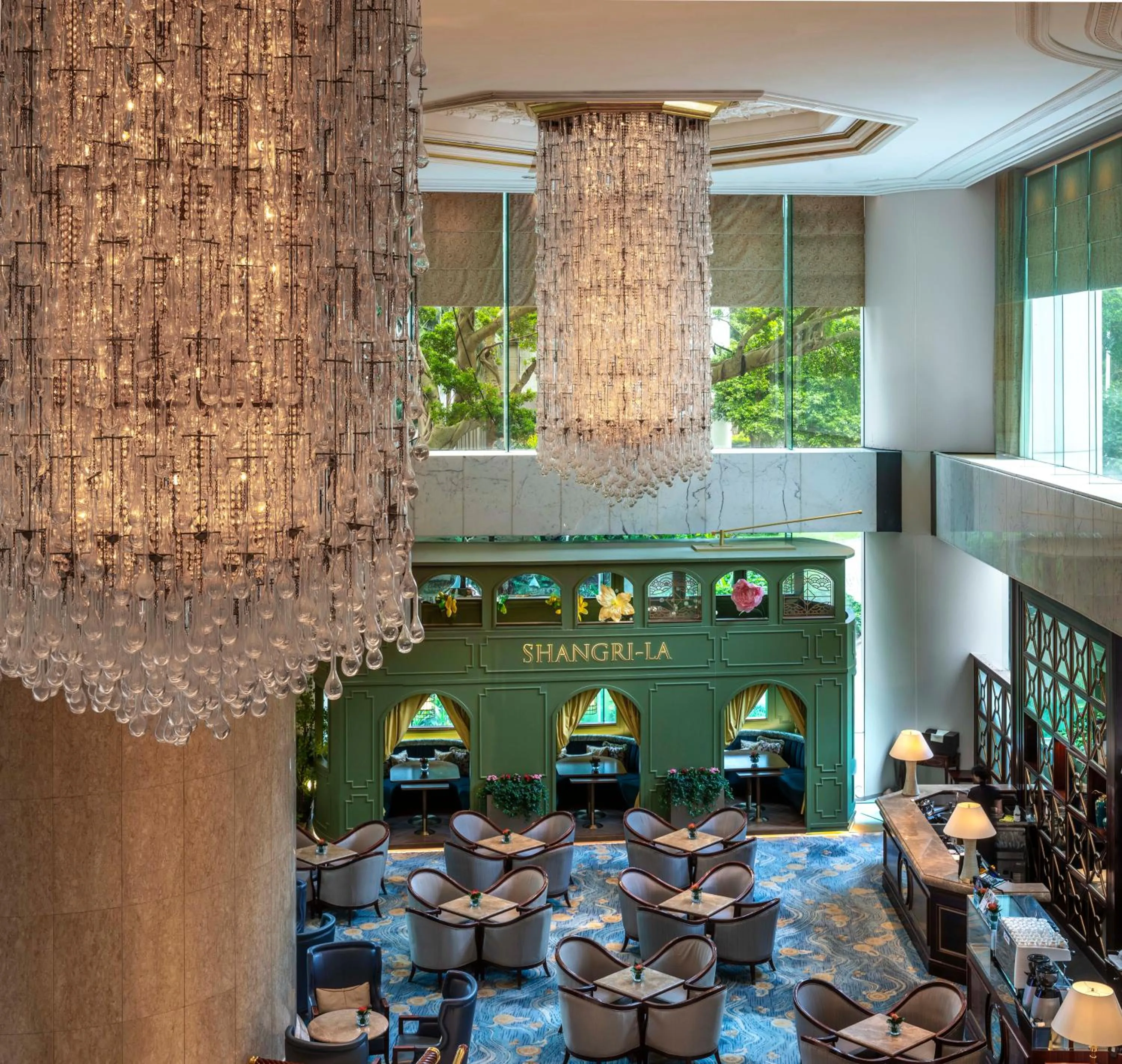 Restaurant/places to eat in Island Shangri-La, Hong Kong