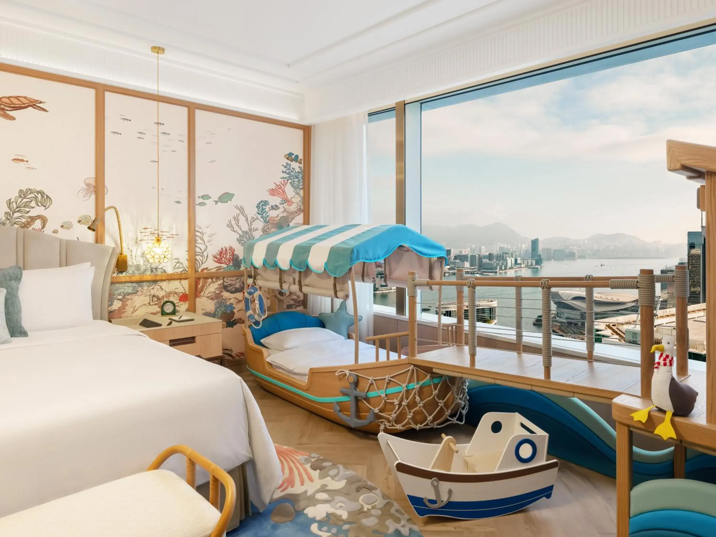 children, Bed in Island Shangri-La, Hong Kong children, Bed in Island Shangri-La, Hong Kong