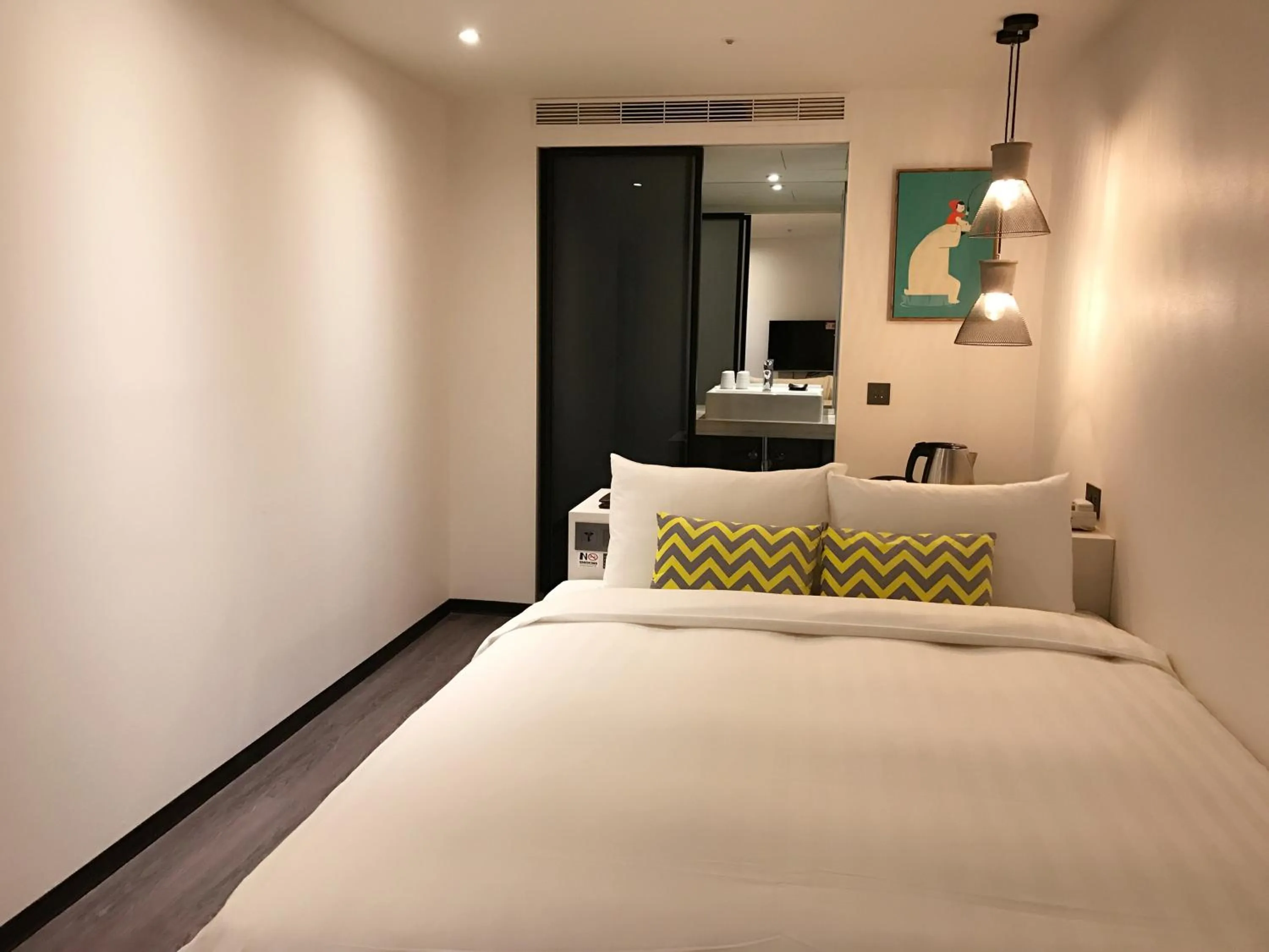 Bed in Goldinn Hotel