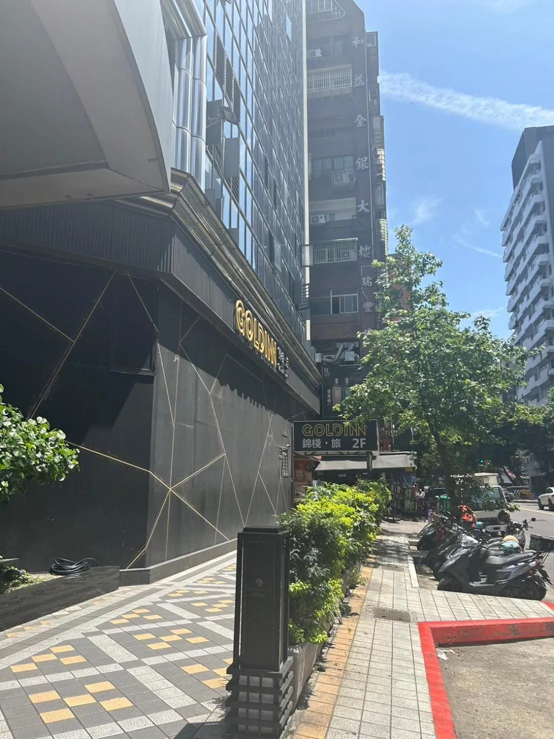 Property building in Goldinn Hotel