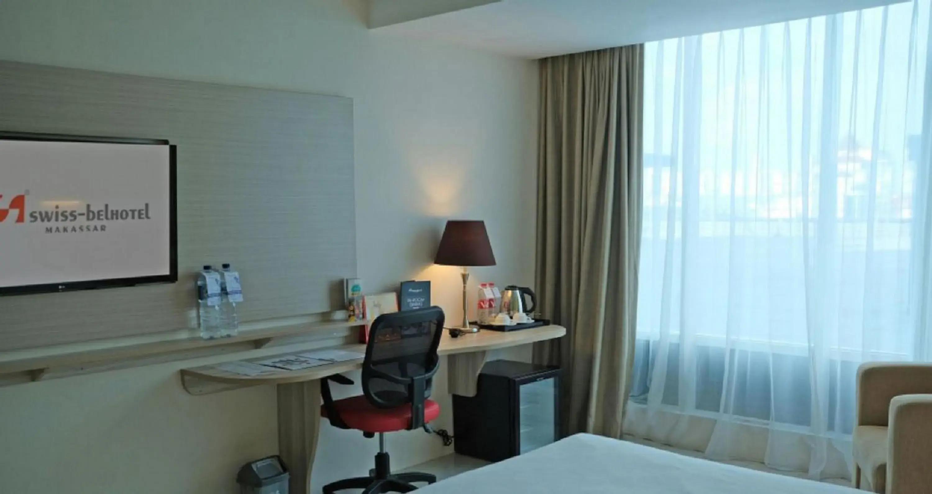 Deluxe Twin Room in Swiss-Belhotel Makassar Deluxe Twin Room in Swiss-Belhotel Makassar