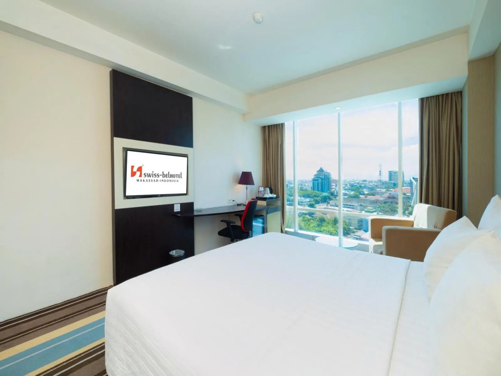 Bedroom, Bed in Swiss-Belhotel Makassar