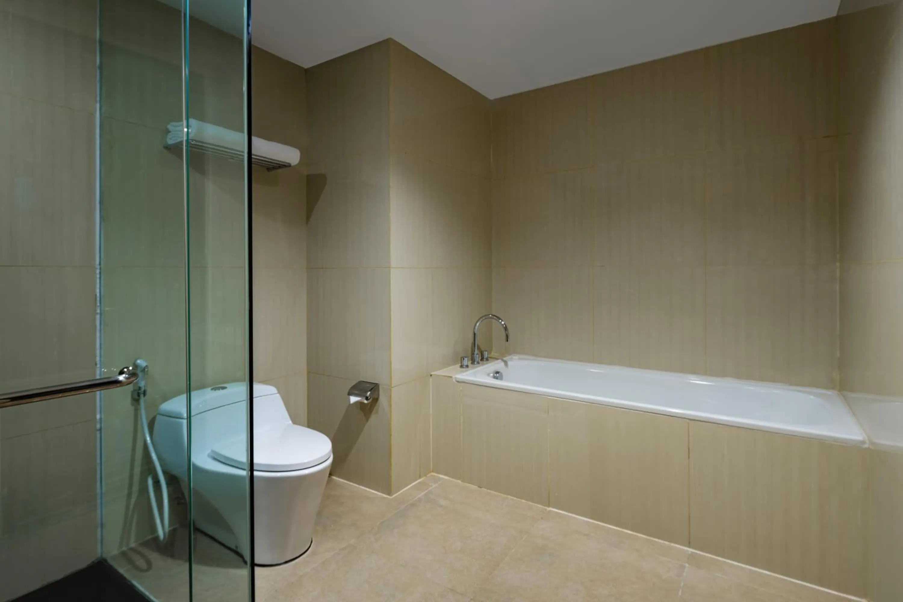 Bathroom in Swiss-Belhotel Makassar