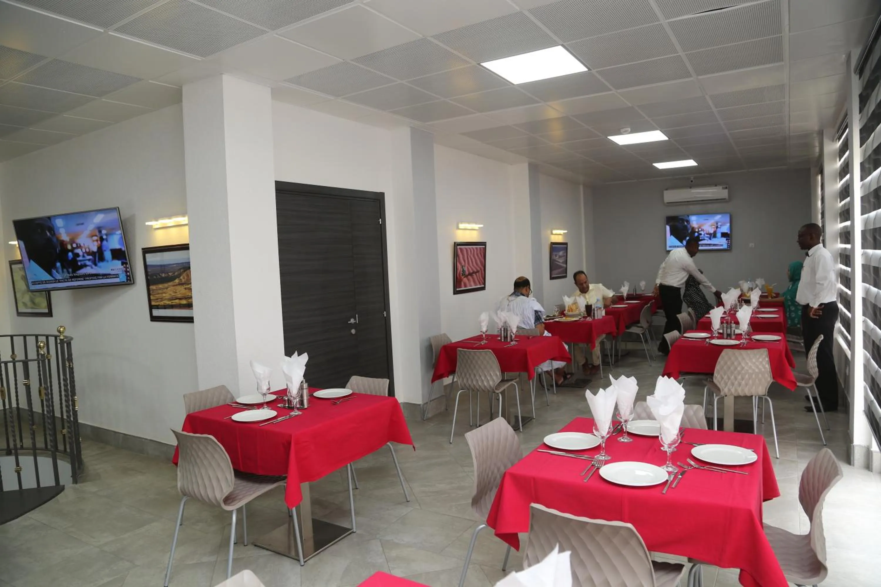 Restaurant/places to eat in Nouakchott Hotel