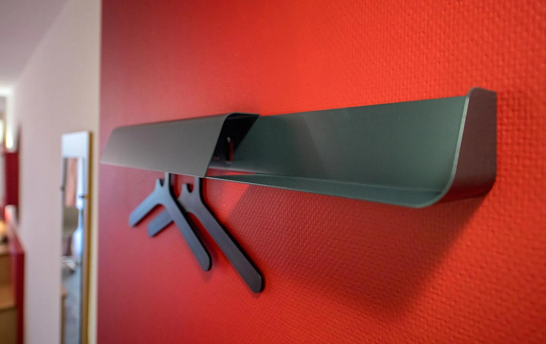 wardrobe in Promotel