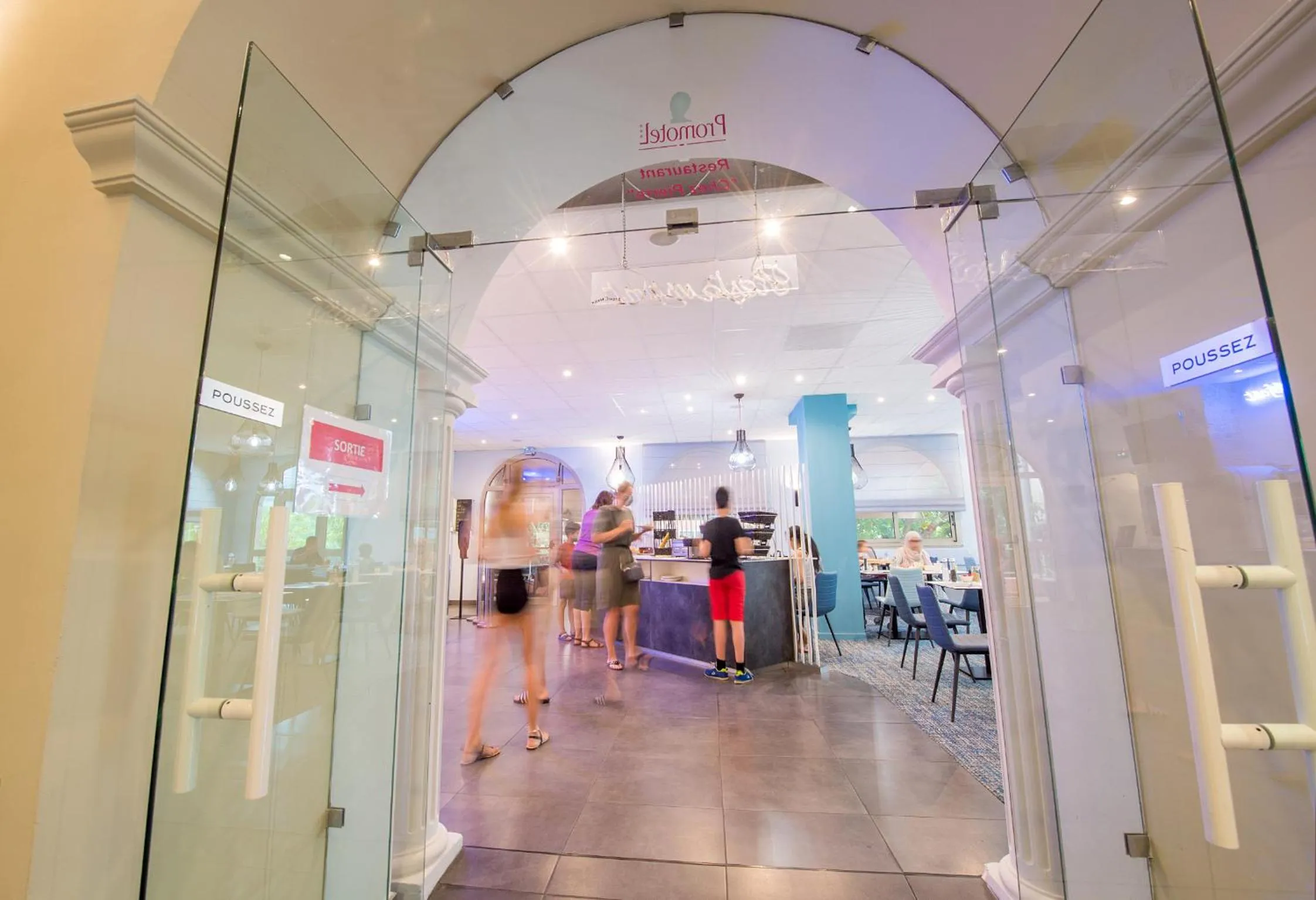 Breakfast in Promotel