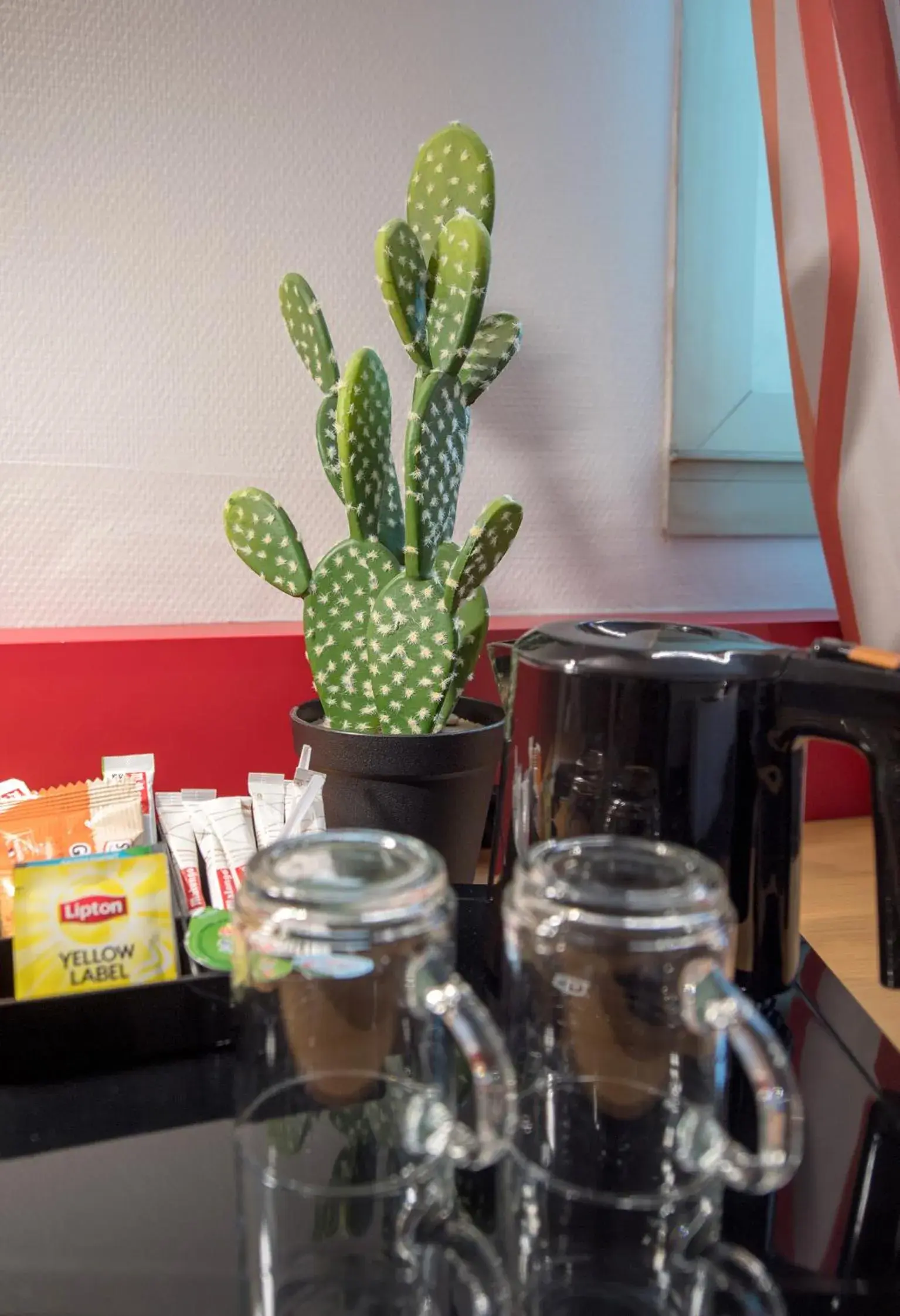 Food and drinks in Promotel Food and drinks in Promotel