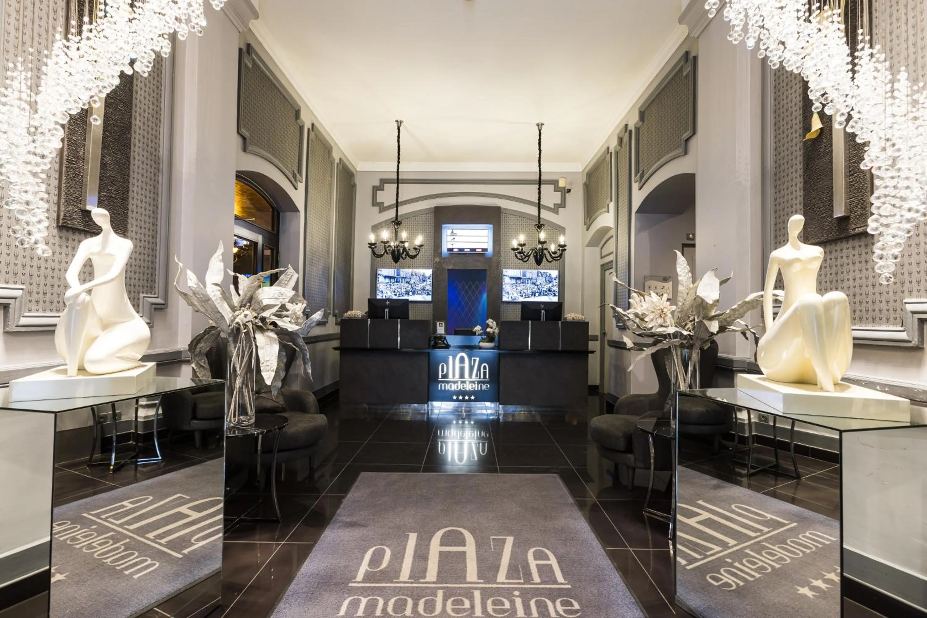 Lobby or reception in Plaza Madeleine & Spa