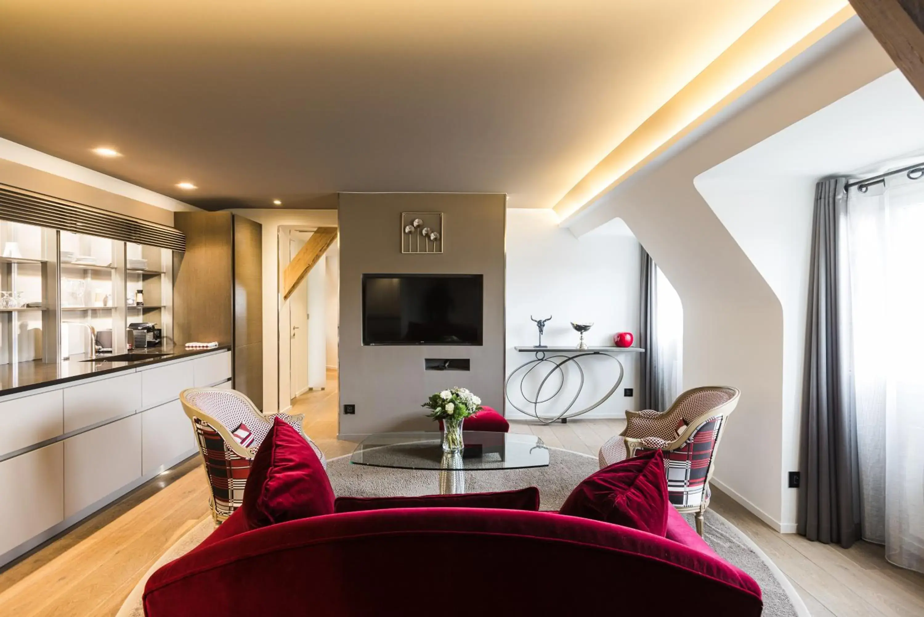 Two-Bedroom Suite in Plaza Madeleine & Spa Two-Bedroom Suite in Plaza Madeleine & Spa
