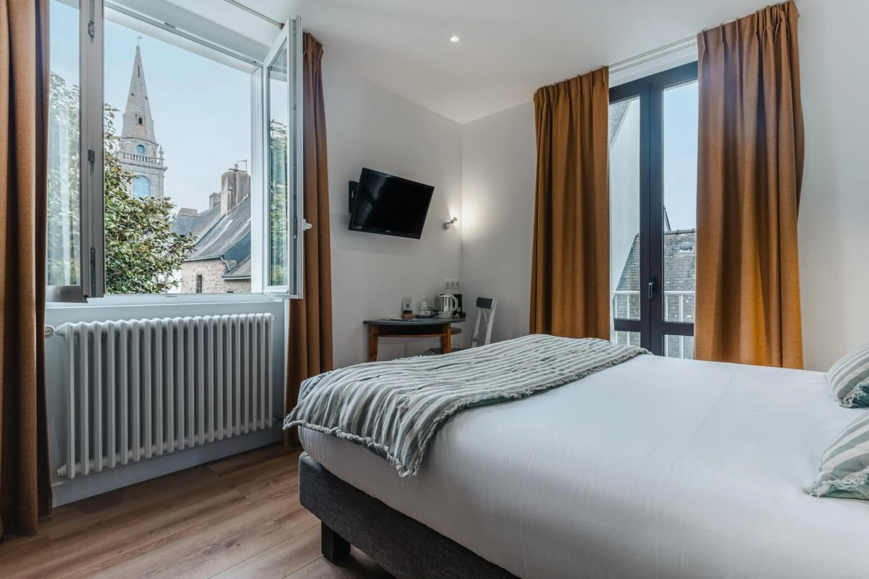 Superior Double Room in Hôtel Spa De La Citadelle Lorient Superior Double Room in Hôtel Spa De La Citadelle Lorient