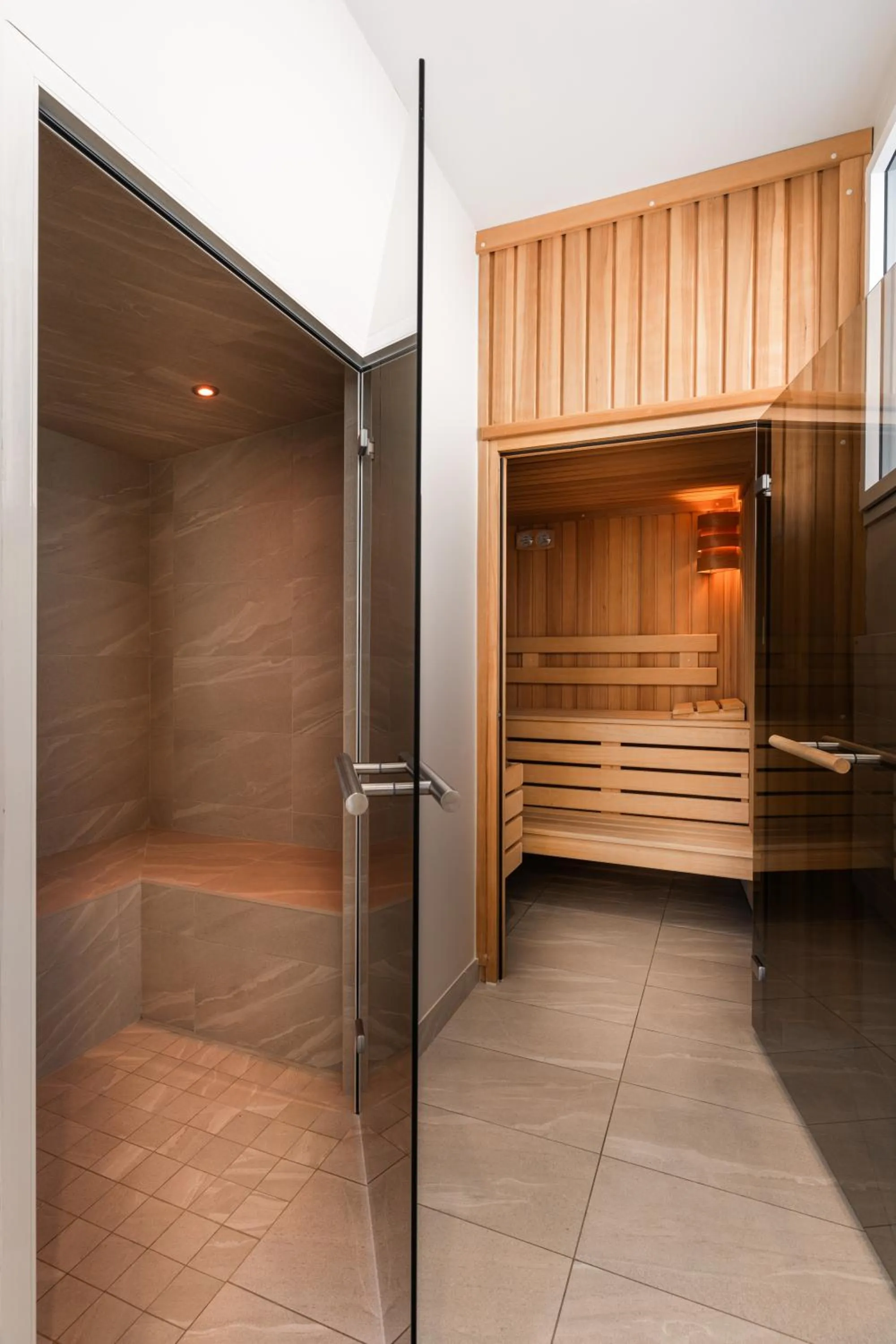 Sauna in Hôtel Spa De La Citadelle Lorient