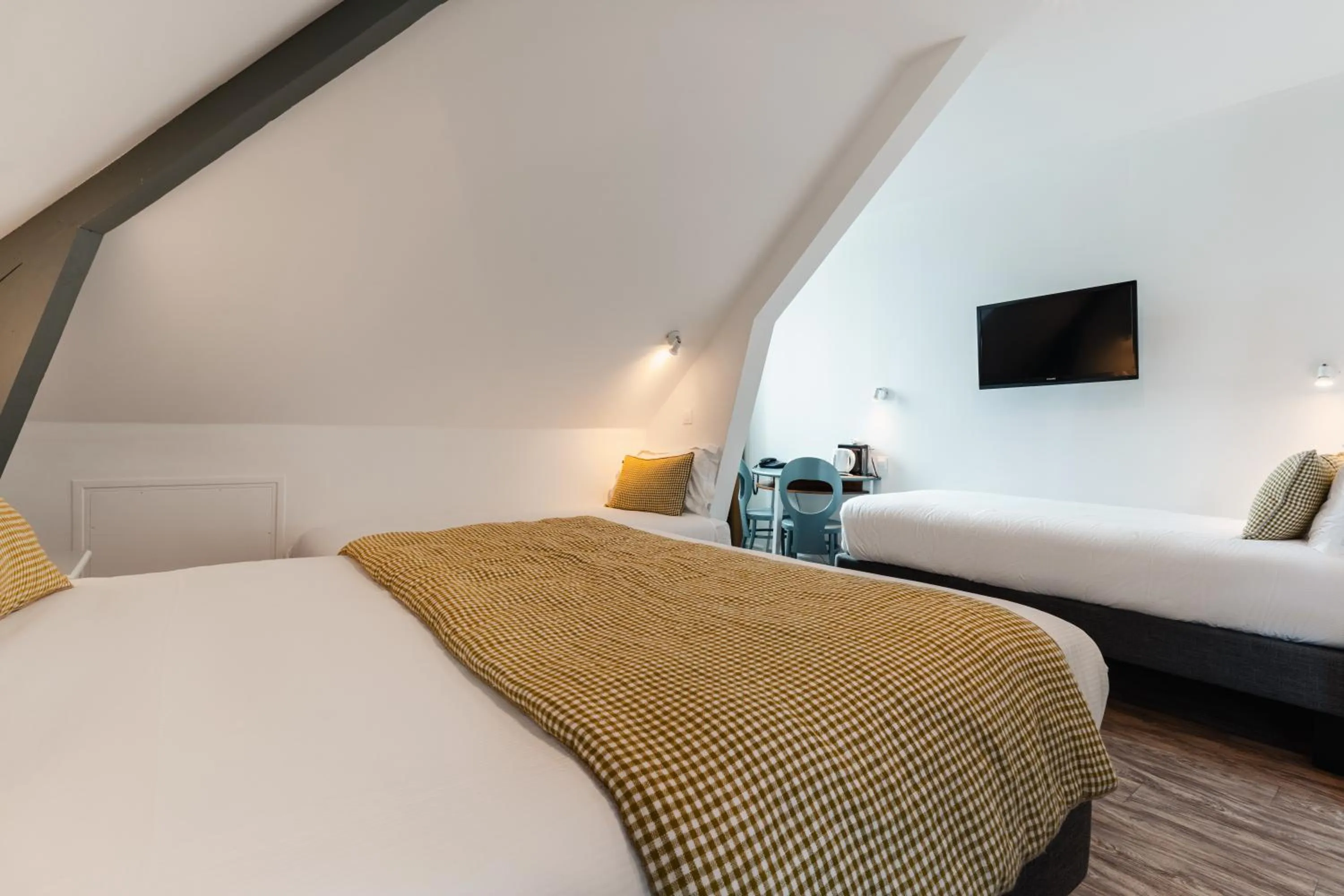 Landmark view, Bed in Hôtel Spa De La Citadelle Lorient