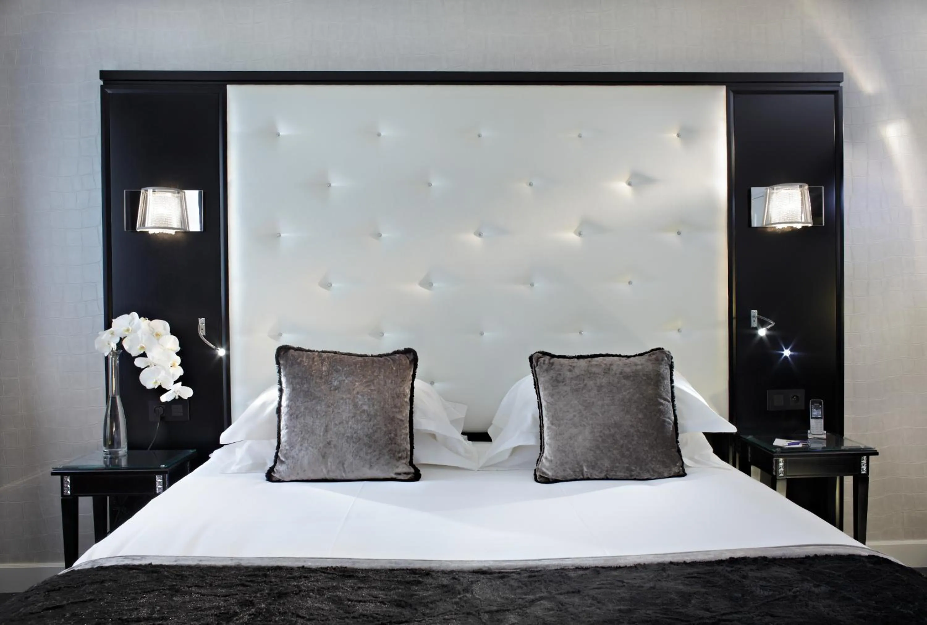 Photo of the whole room, Bed in Maison Albar - Le Diamond