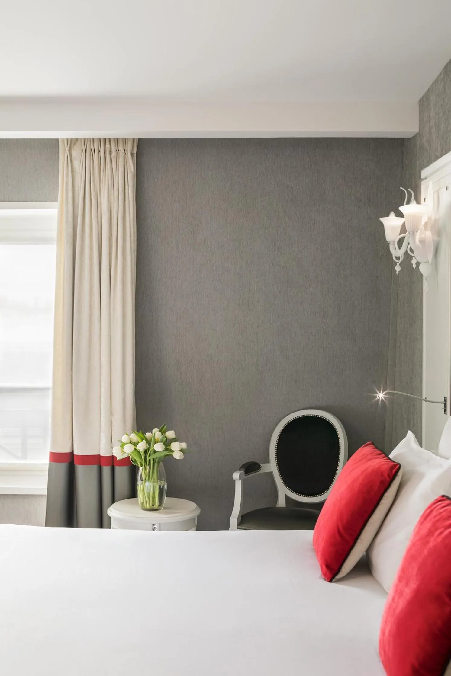 Bedroom, Bed in Maison Albar - Le Diamond