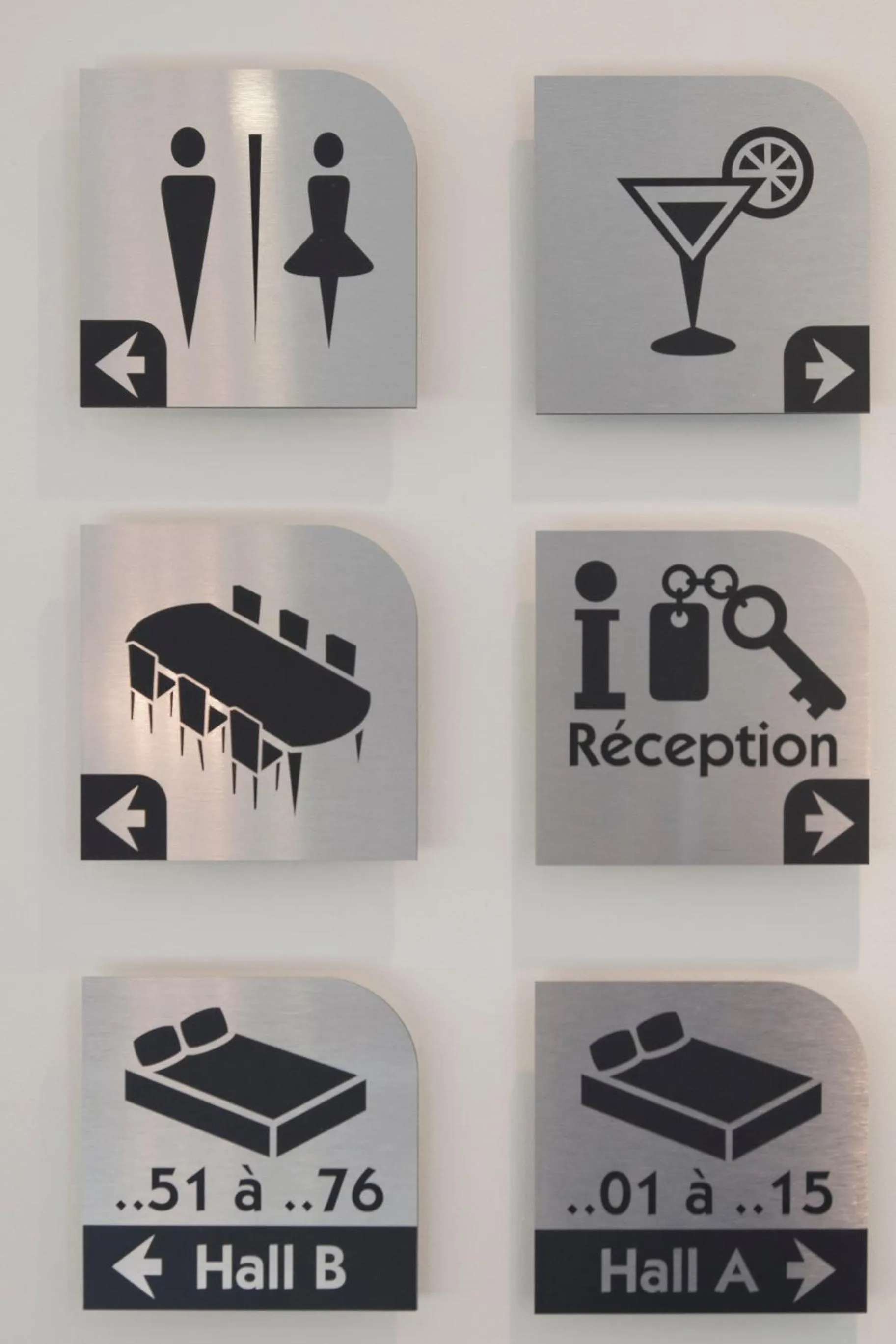 Decorative detail in Hôtel Paradis