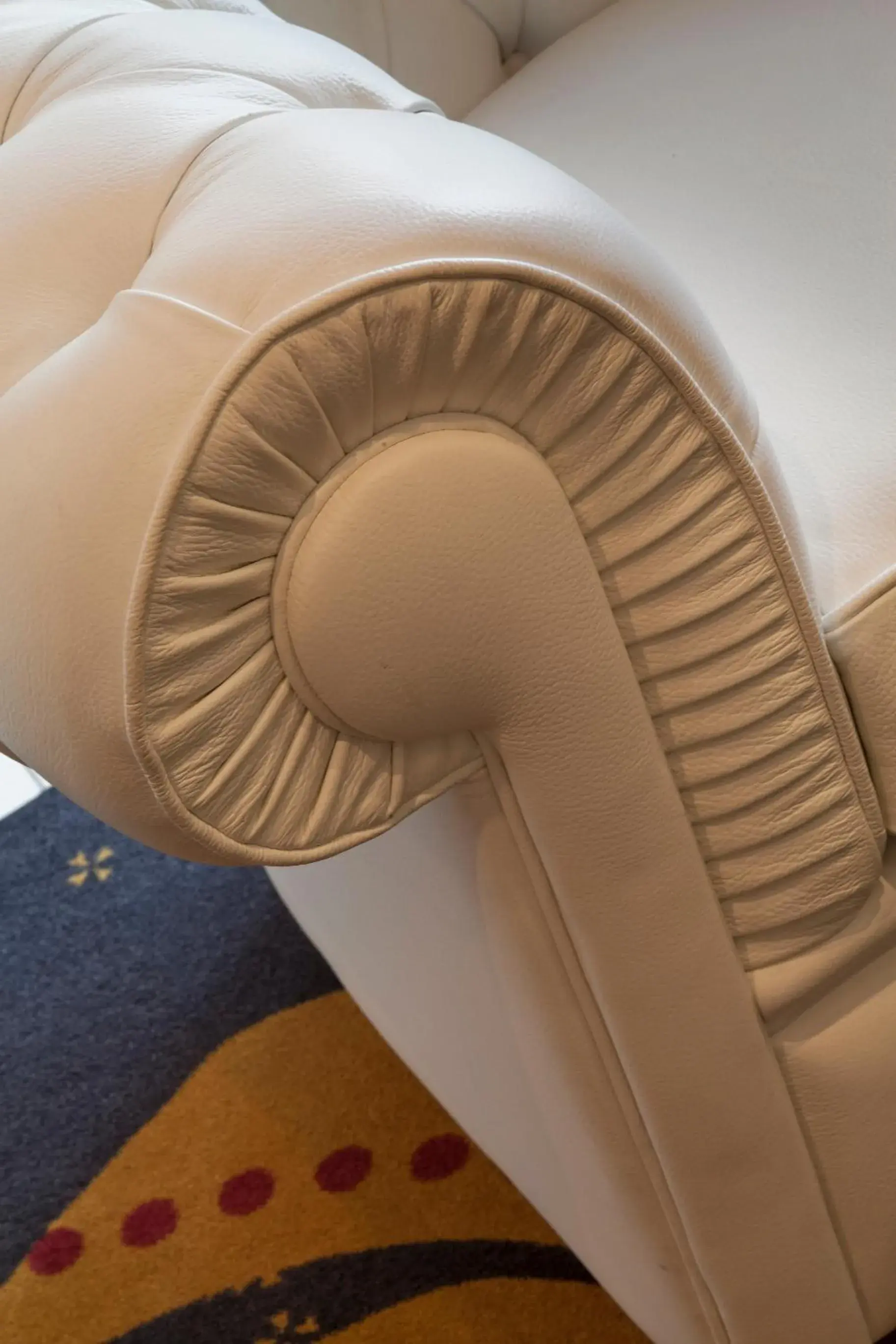 Property building, Bed in Hôtel Paradis Property building, Bed in Hôtel Paradis