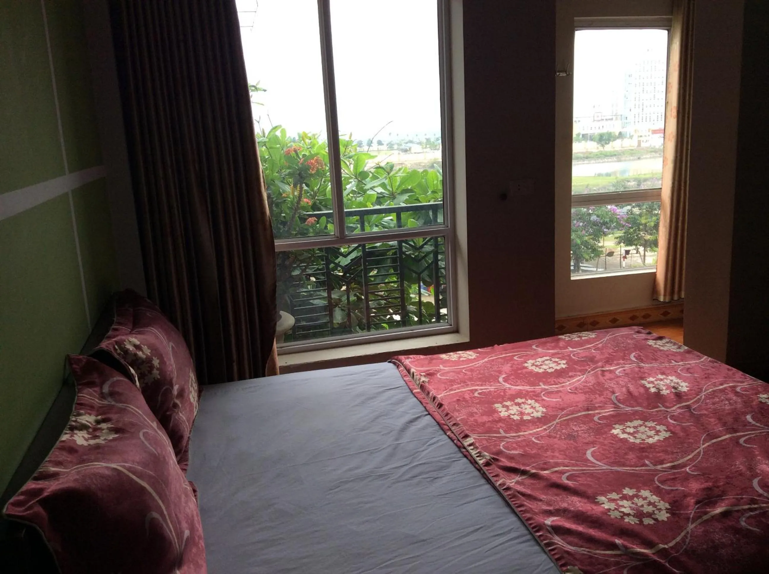 Bed in Hai Duong Hotel