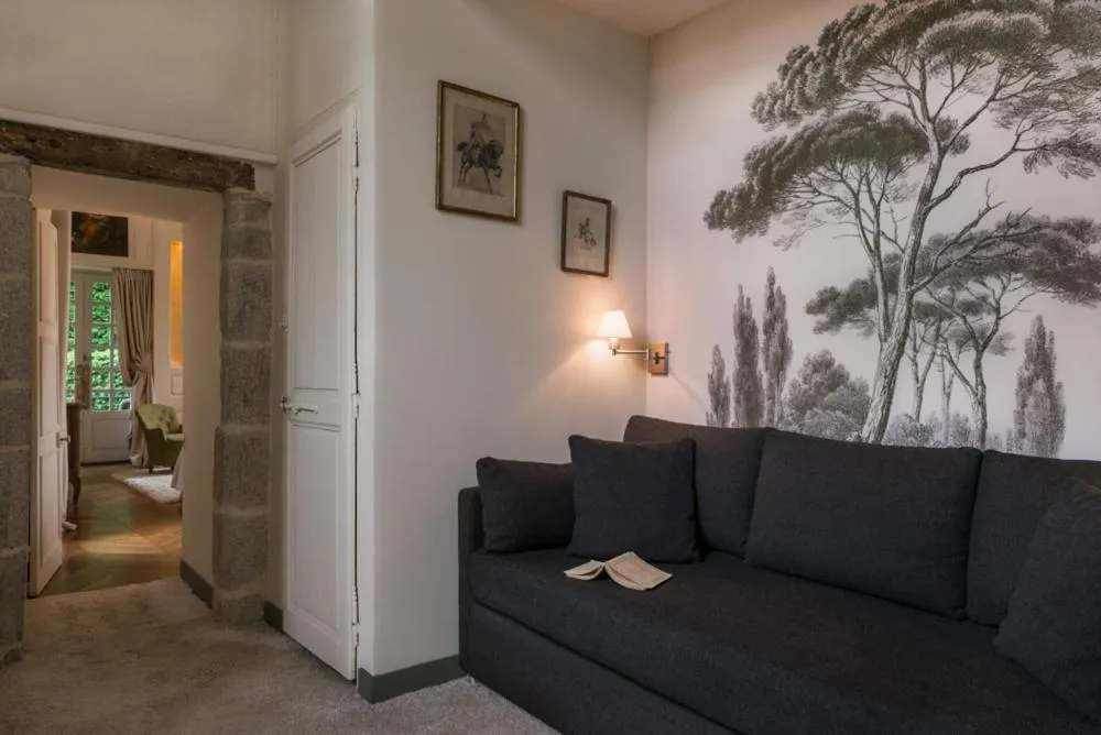 Seating area in Château de Saint Paterne