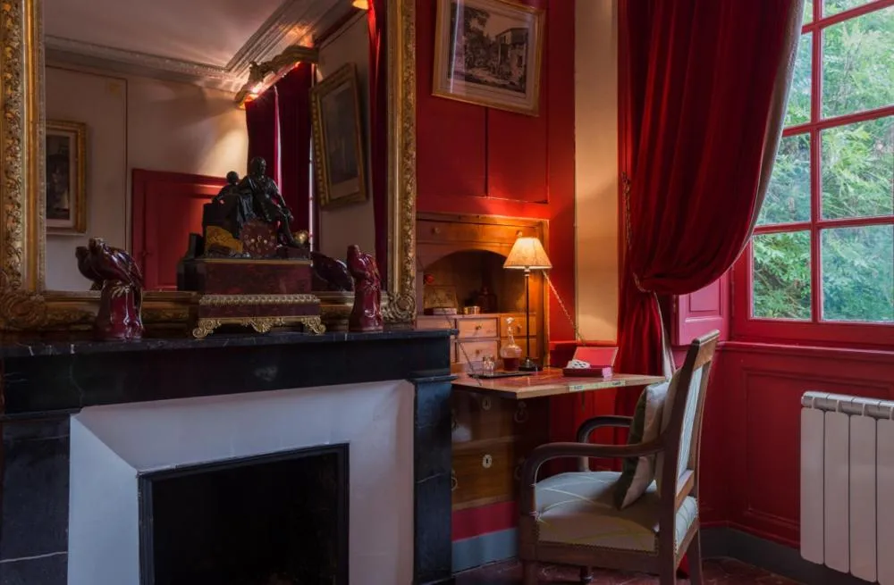 Seating area in Château de Saint Paterne