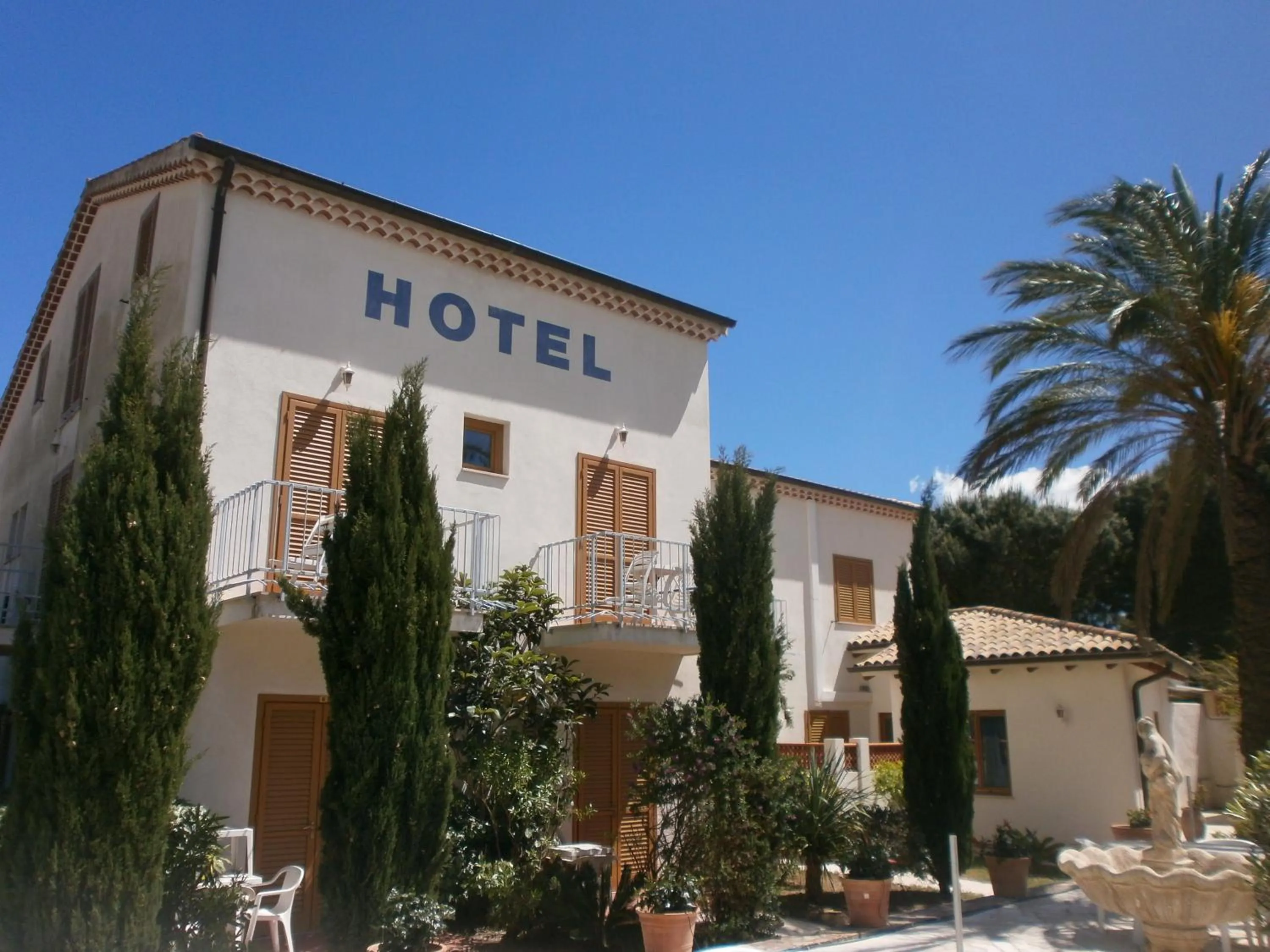 Property building in Hotel La Bastide