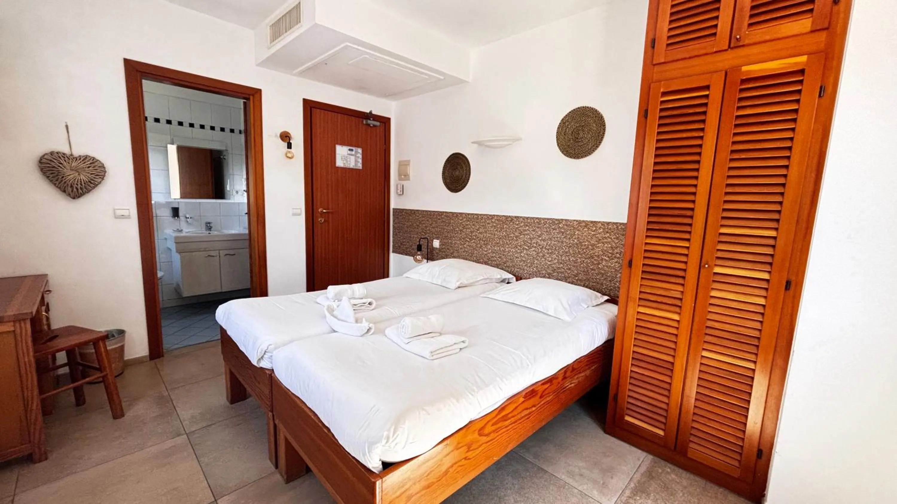 Bed in Hotel La Bastide