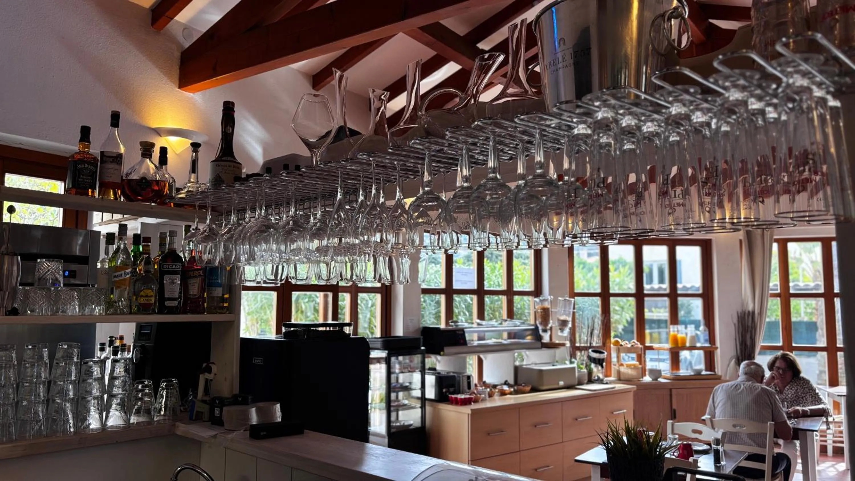 Restaurant/places to eat in Hotel La Bastide