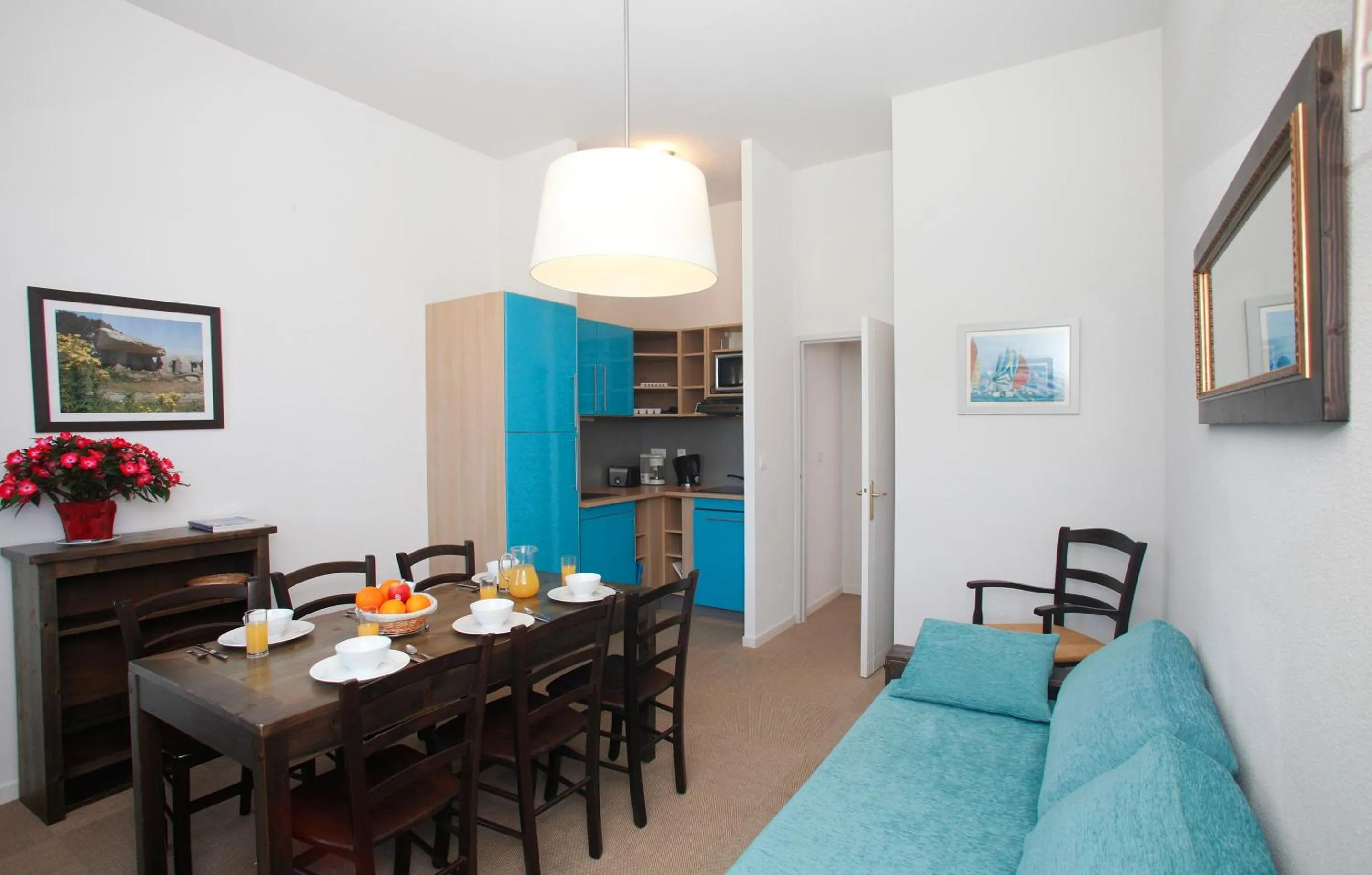 Seating area in Résidence Odalys Le Château de Kéravéon