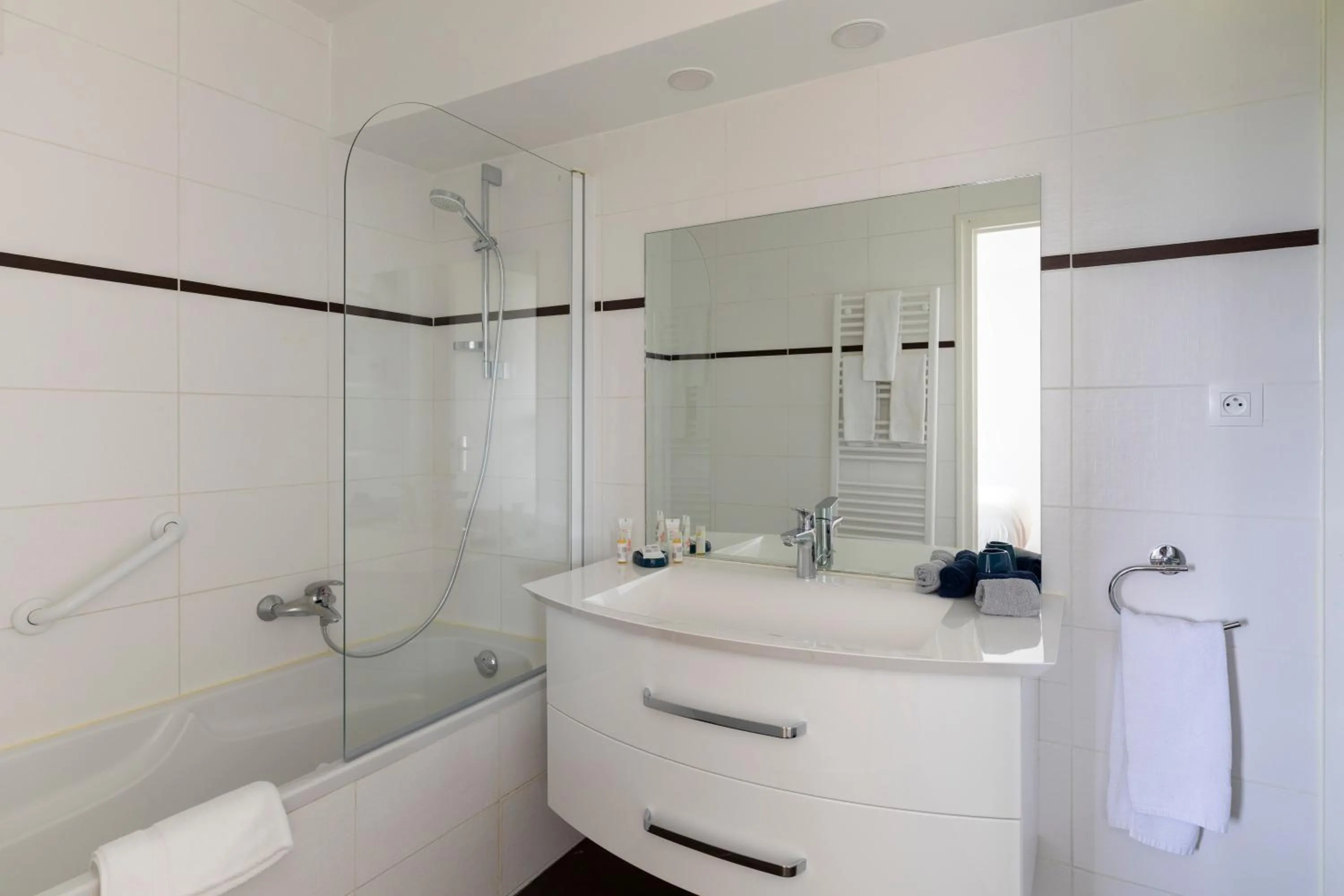 Bathroom in Louison Appart & Suite